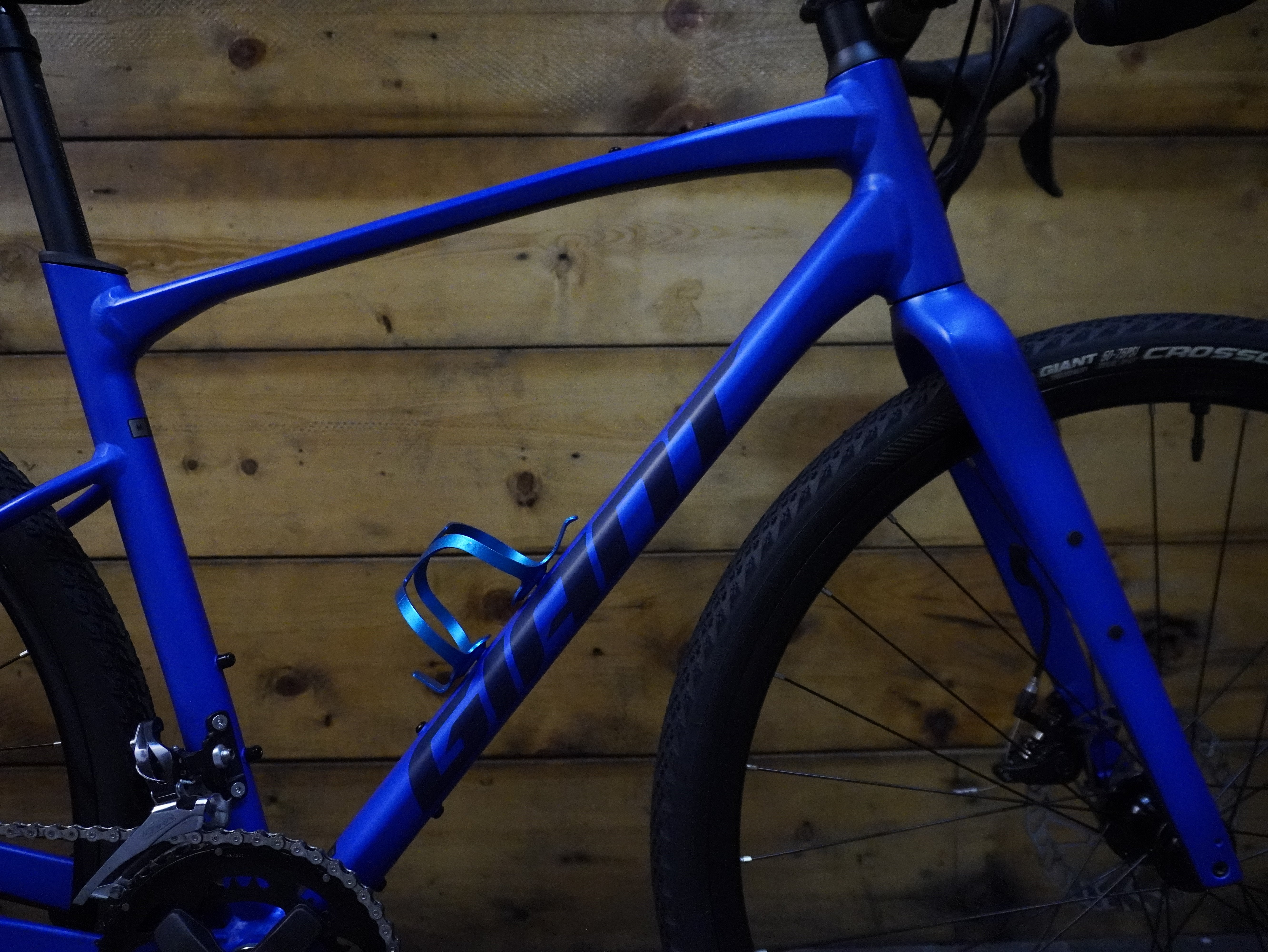 RENT Giant Revolt 2 Gravel Bike