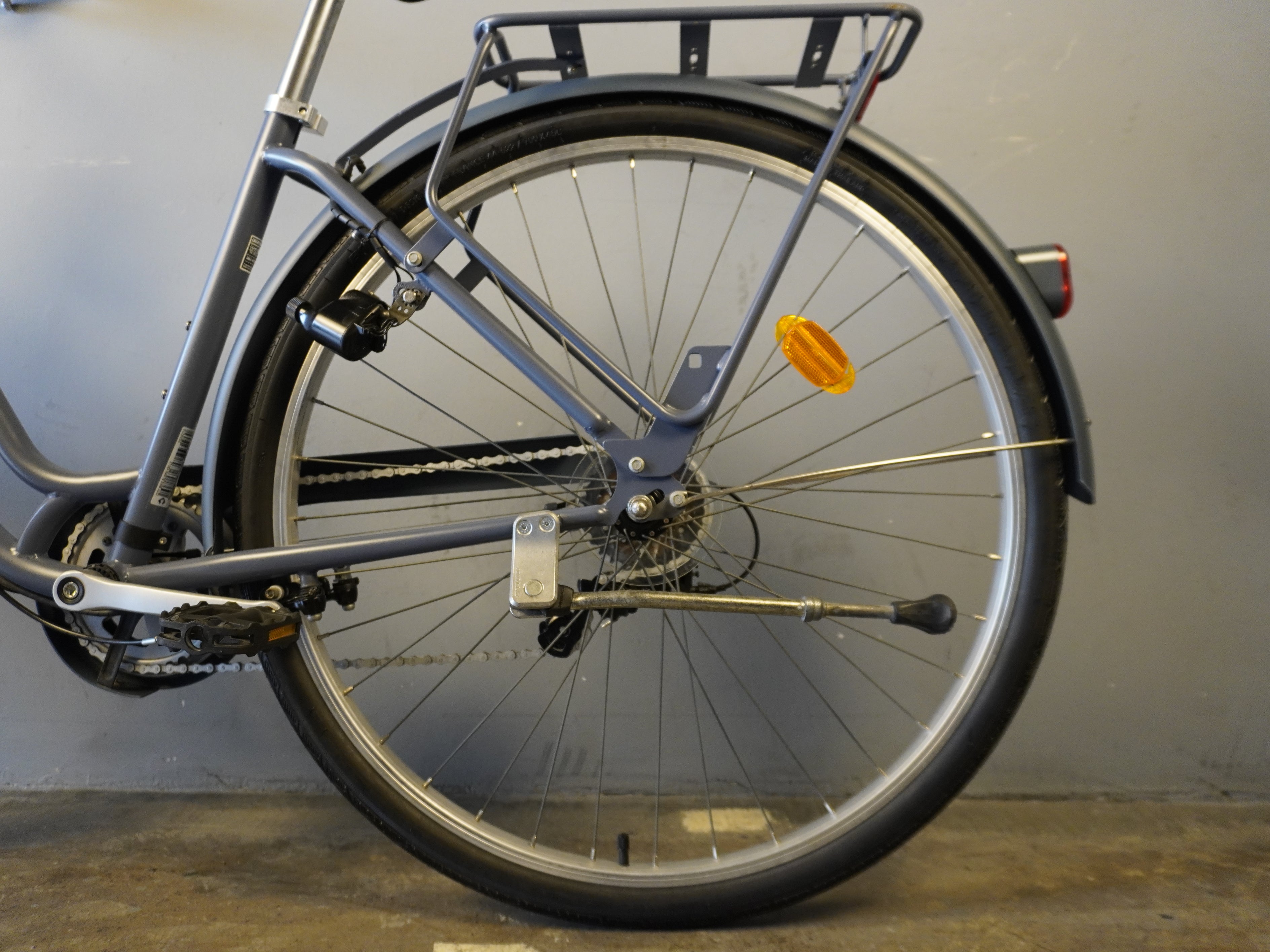 RENT B'twin Elops 120 Cruiser Bike