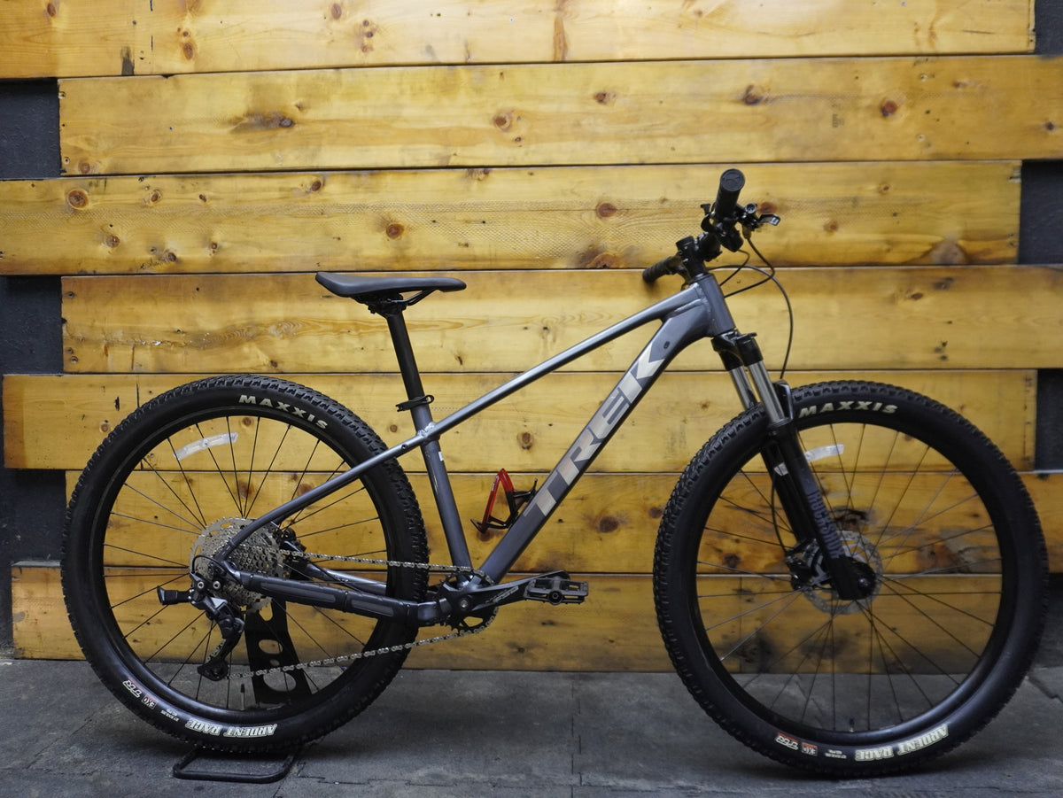 Trek Marlin 7 Mountain Bike