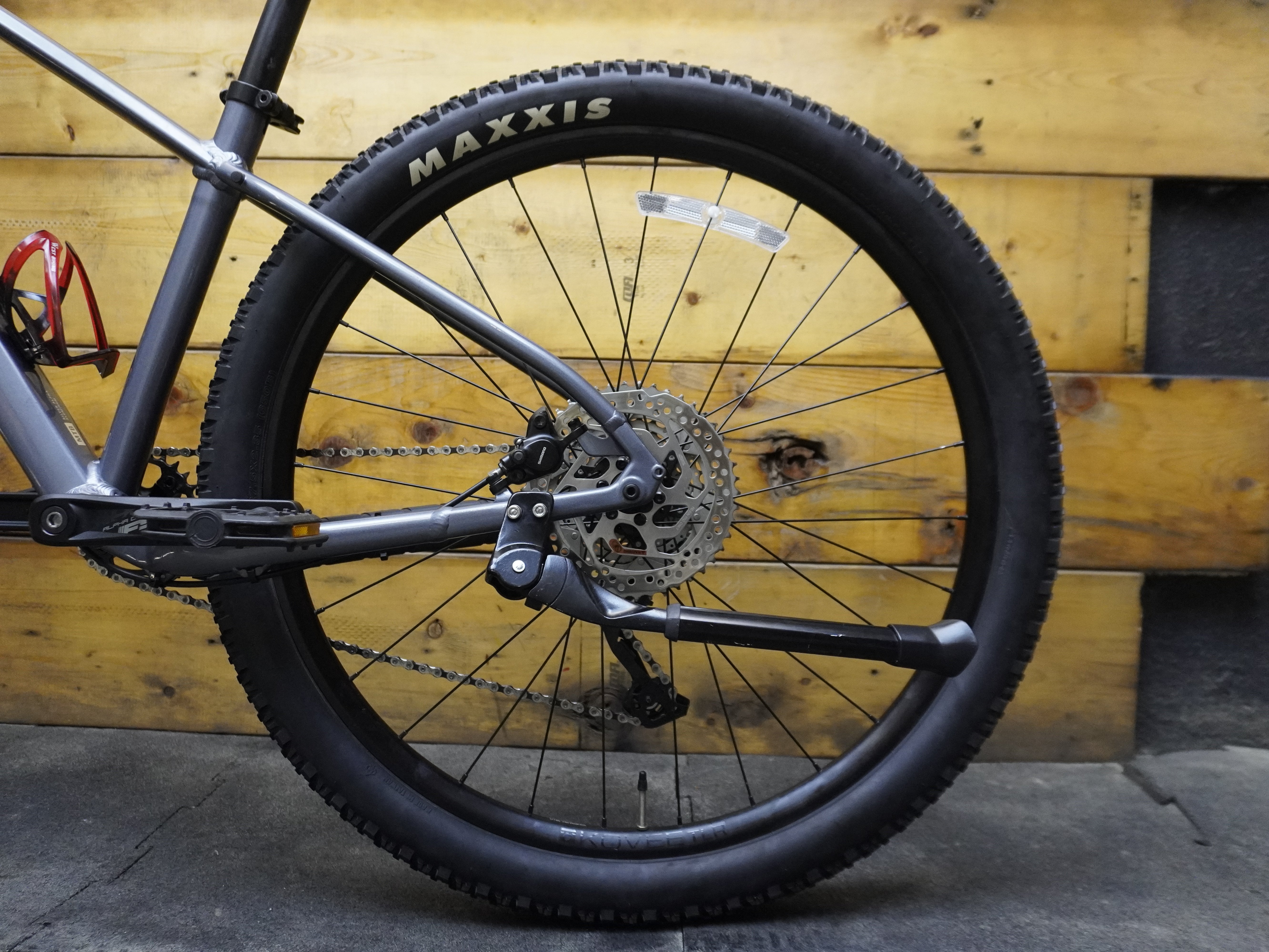 RENT Trek Marlin 7 Mountain Bike