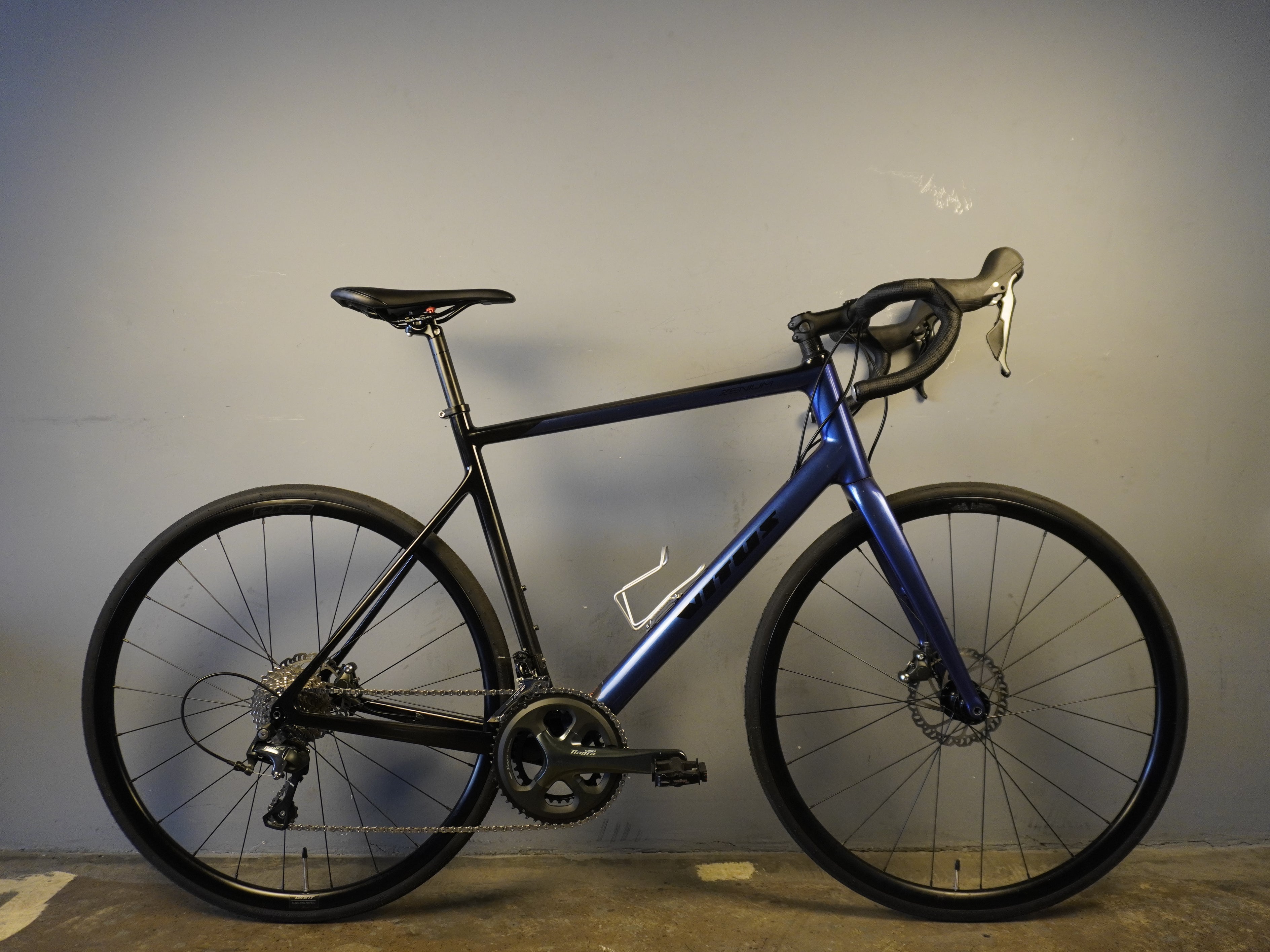 RENT Vitus Zenium CRS Road Bike
