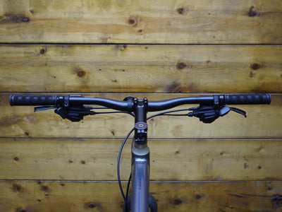 Giant Escape 2 Hybrid Bike