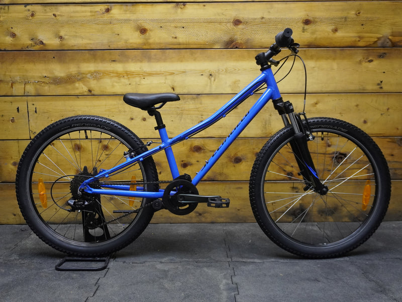 Specialized Hotrock 24" Kids' Bike