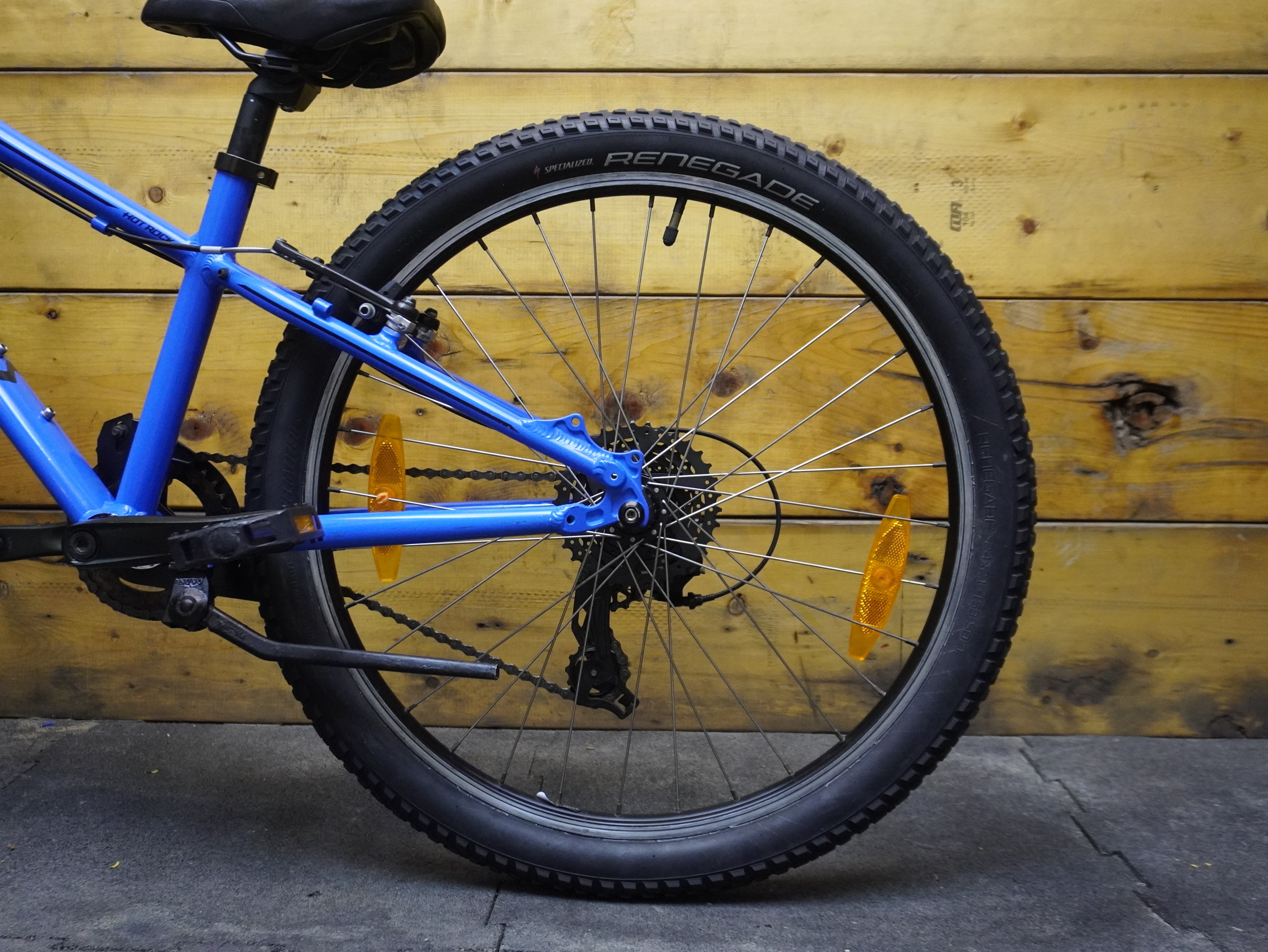 Specialized Hotrock 24" Kids' Bike
