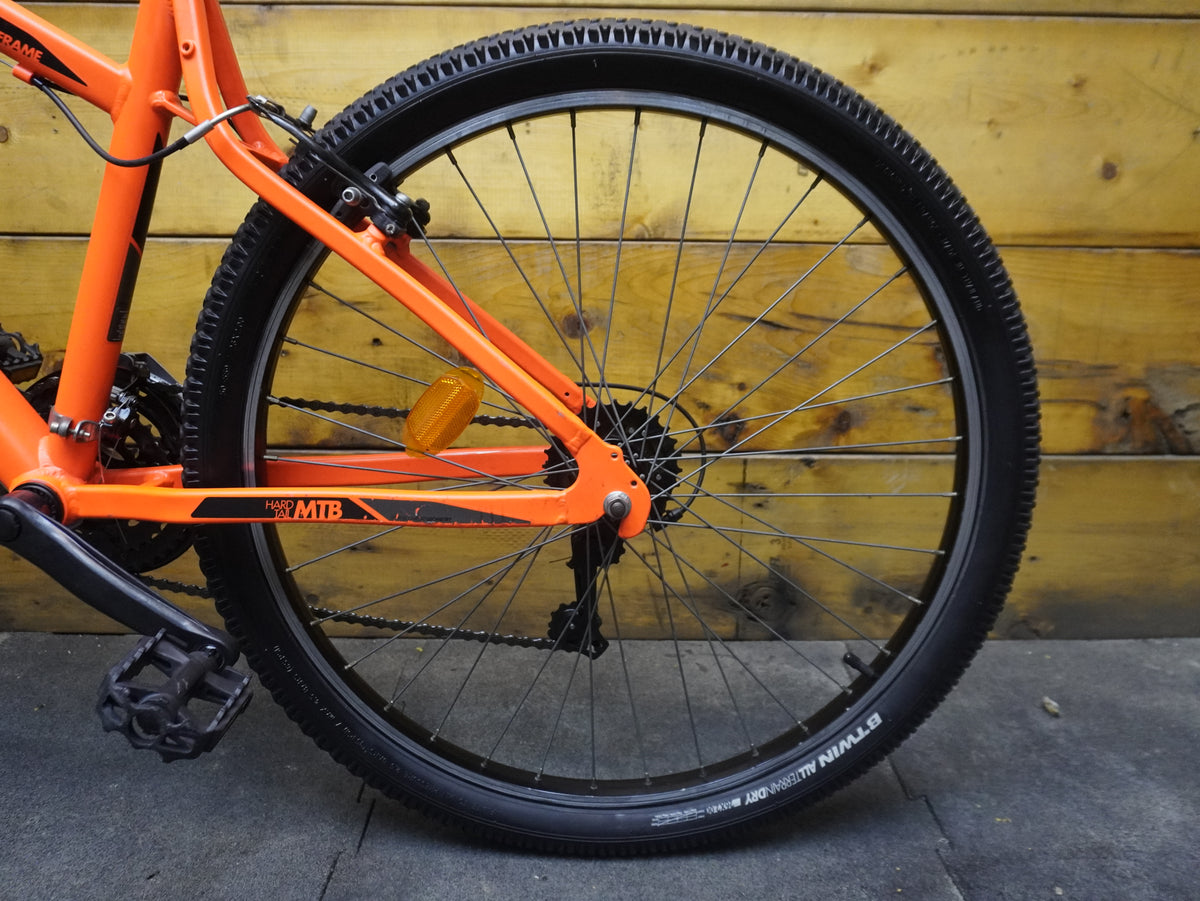 B'twin Rockrider 340 Mountain Bike