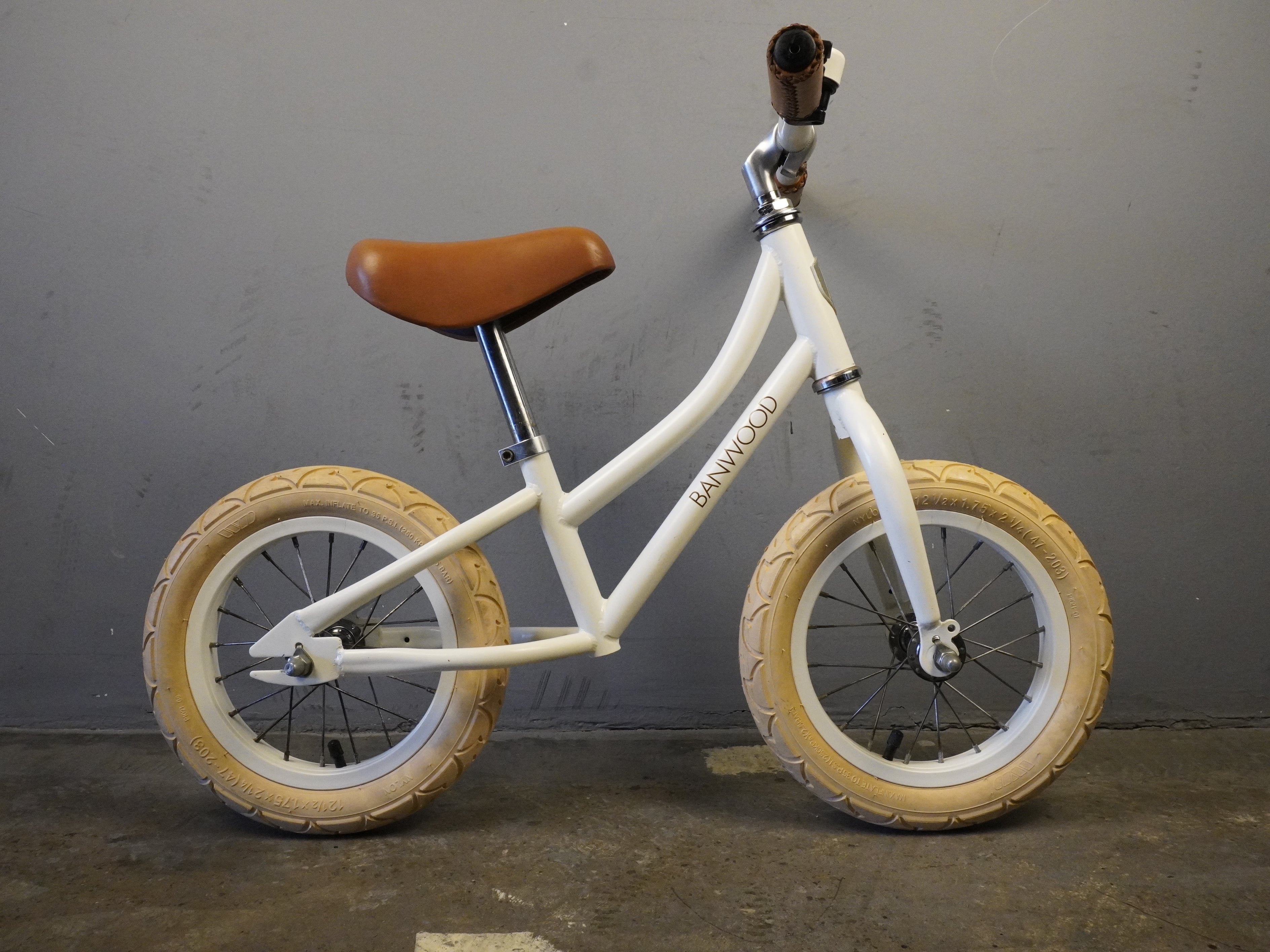 Banwood First Go Balance Kids Bike