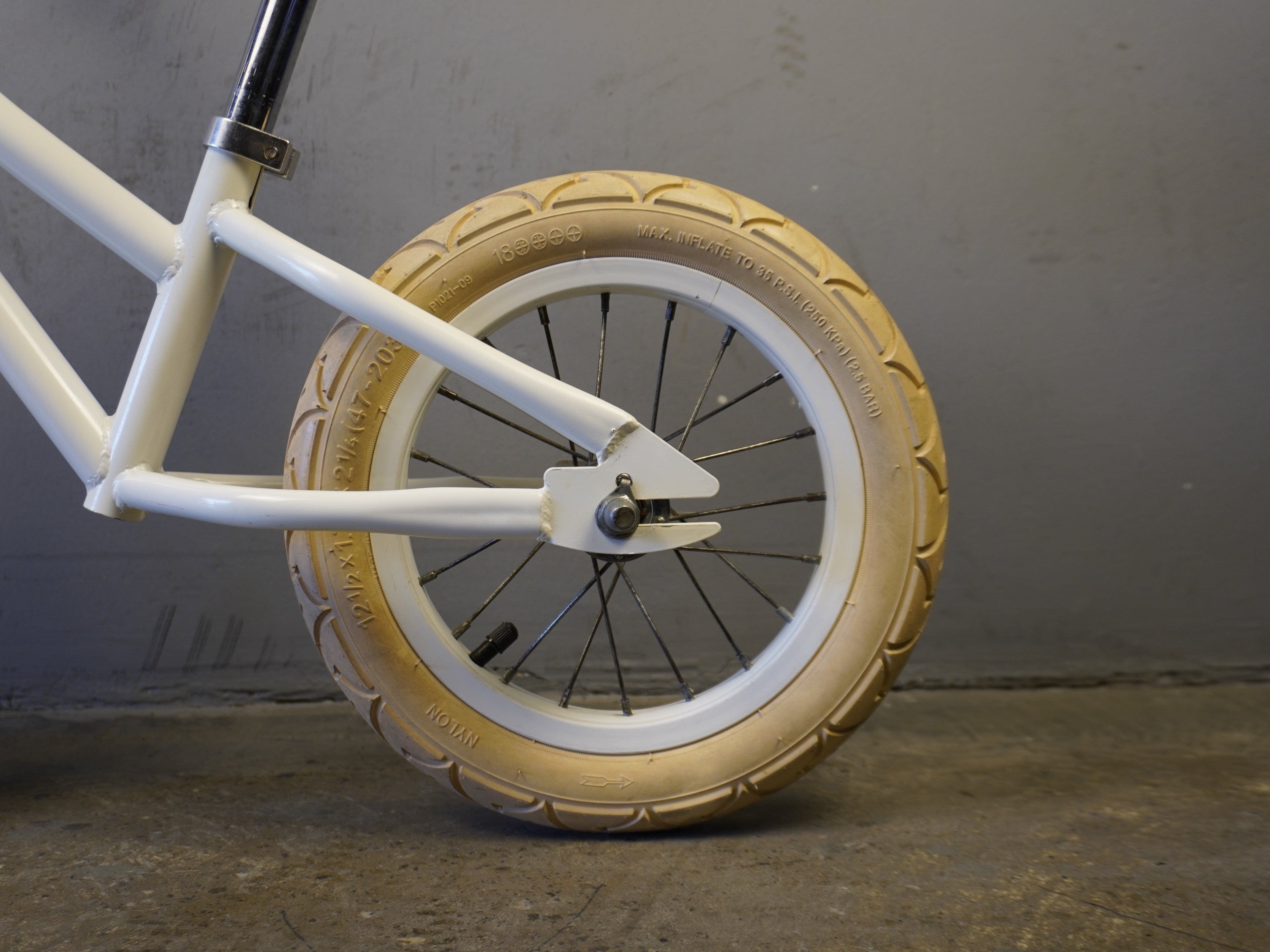 Banwood First Go Balance Kids Bike