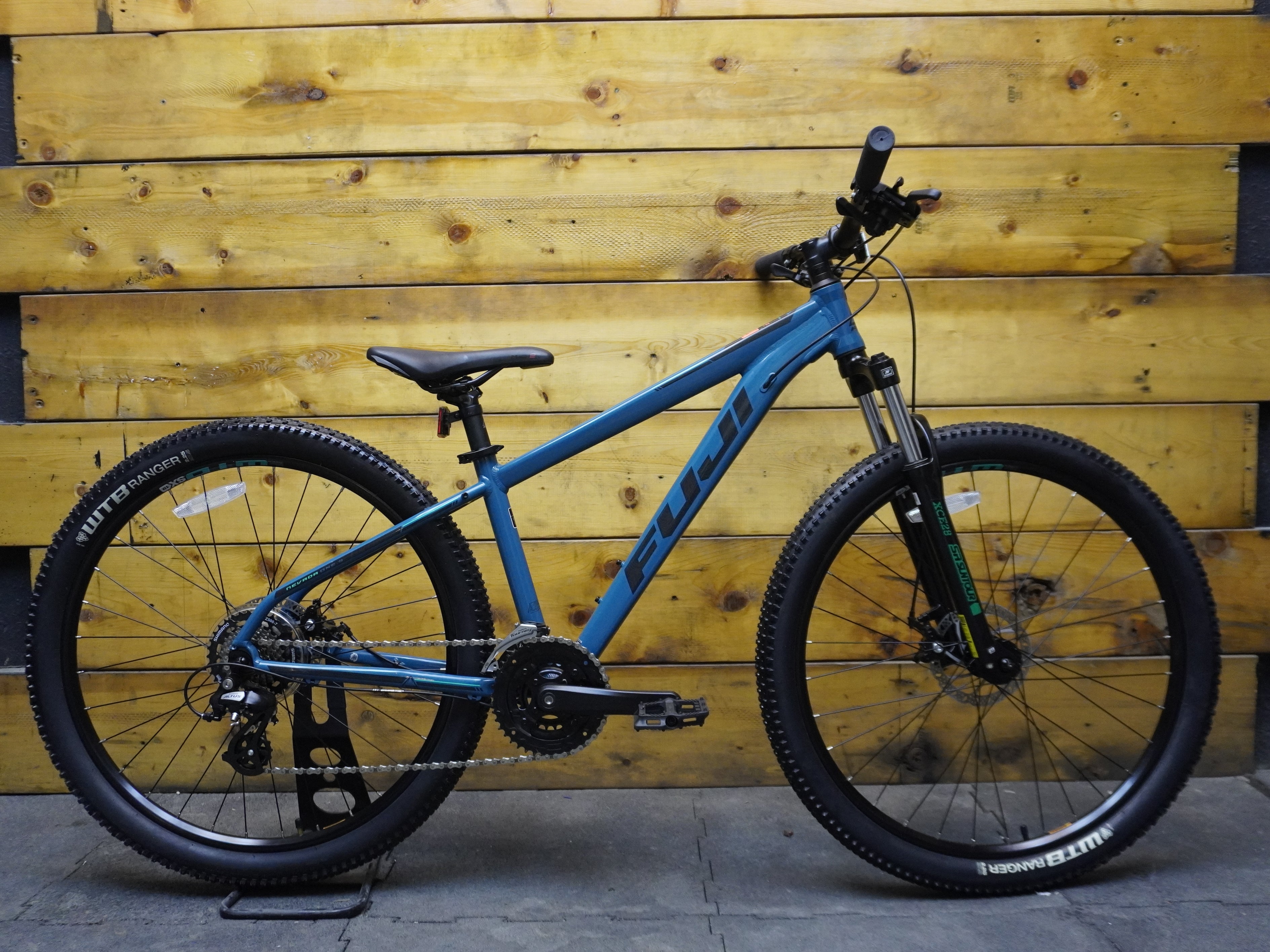 FUJI NEVADA ONE.9 マウンテンバイク MTB Fuji Nevada One.9 Mountain Bike