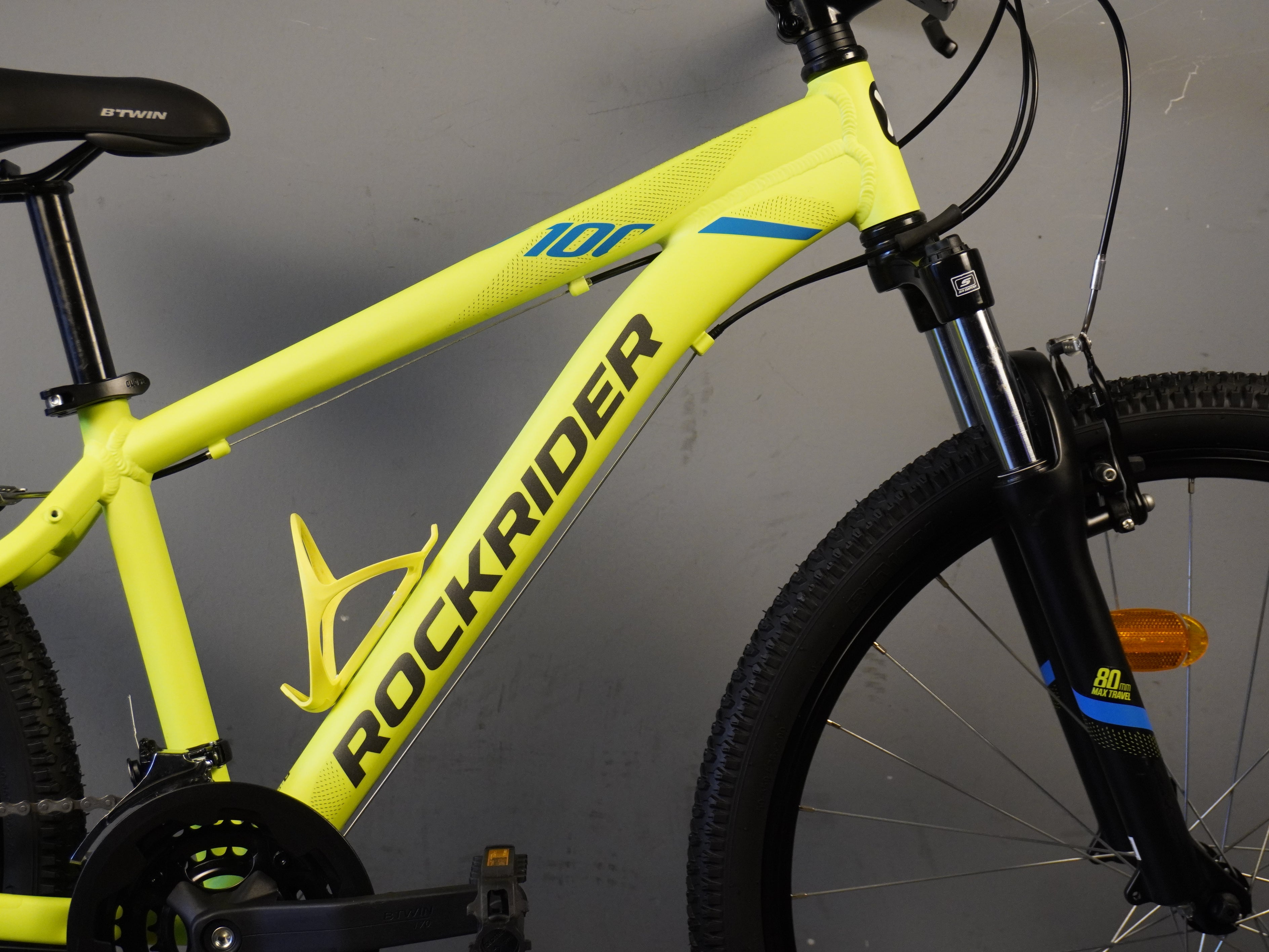 B'twin Rockrider ST-100 Mountain Bike