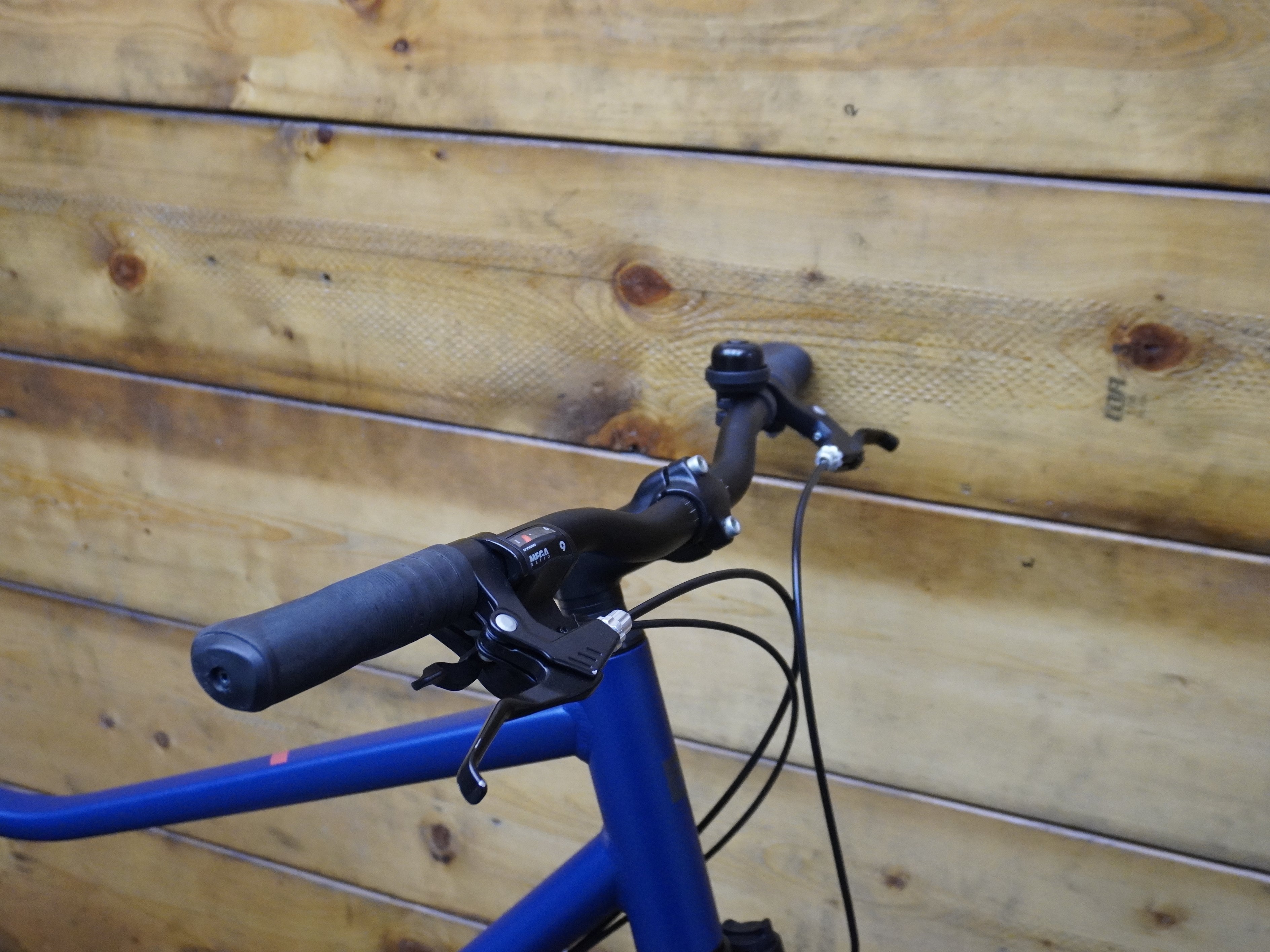 Decathlon Riverside 500 Hybrid Bike