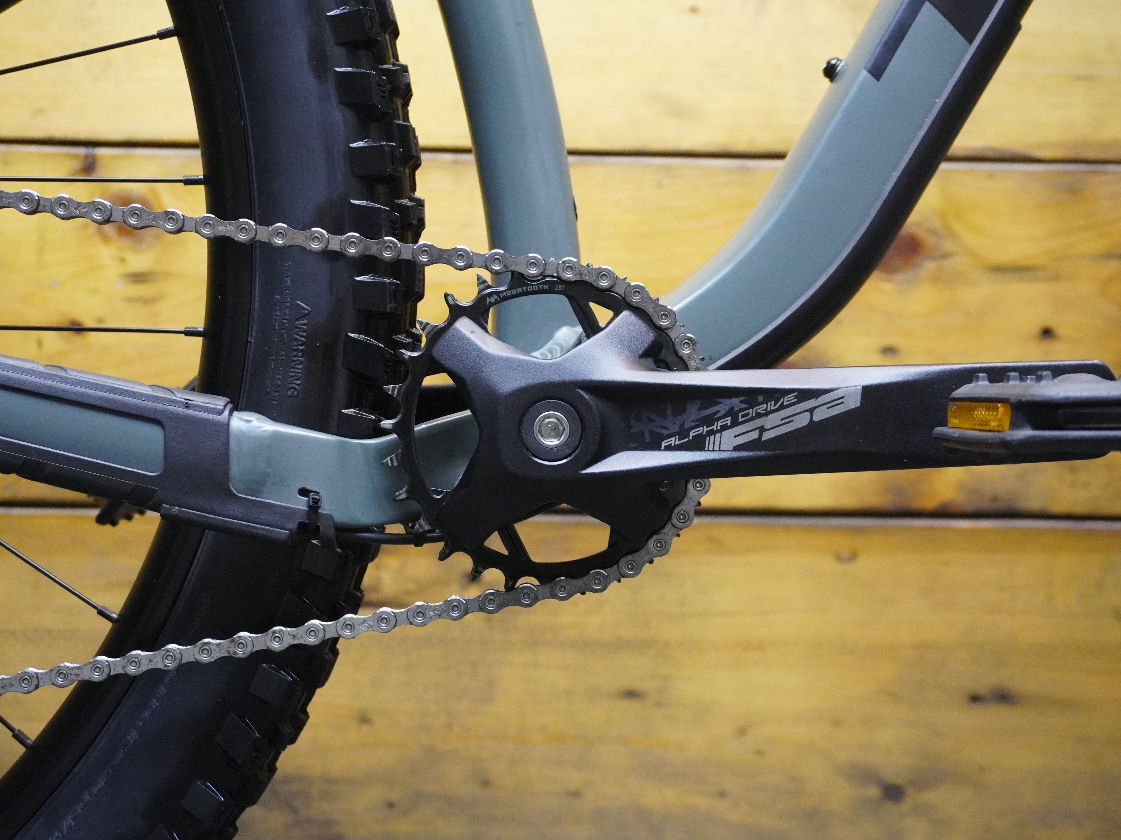 Trek Roscoe 6 Mountain Bike