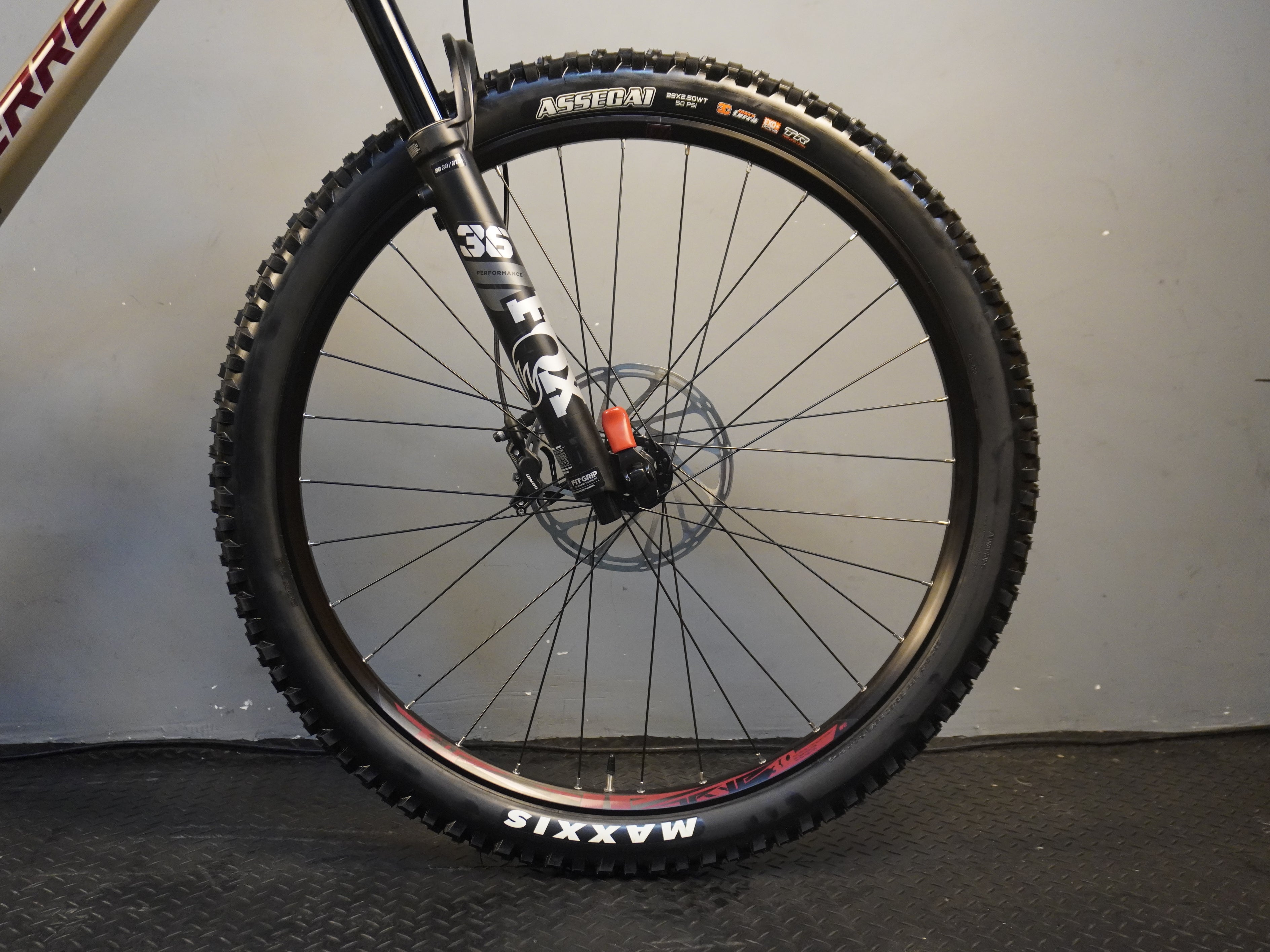 Lapierre Zesty AM CF 7.9 Mountain Bike