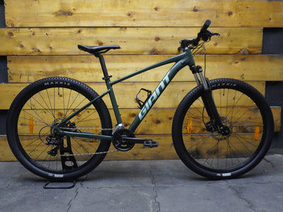 RENT Giant Talon Mountain Bike