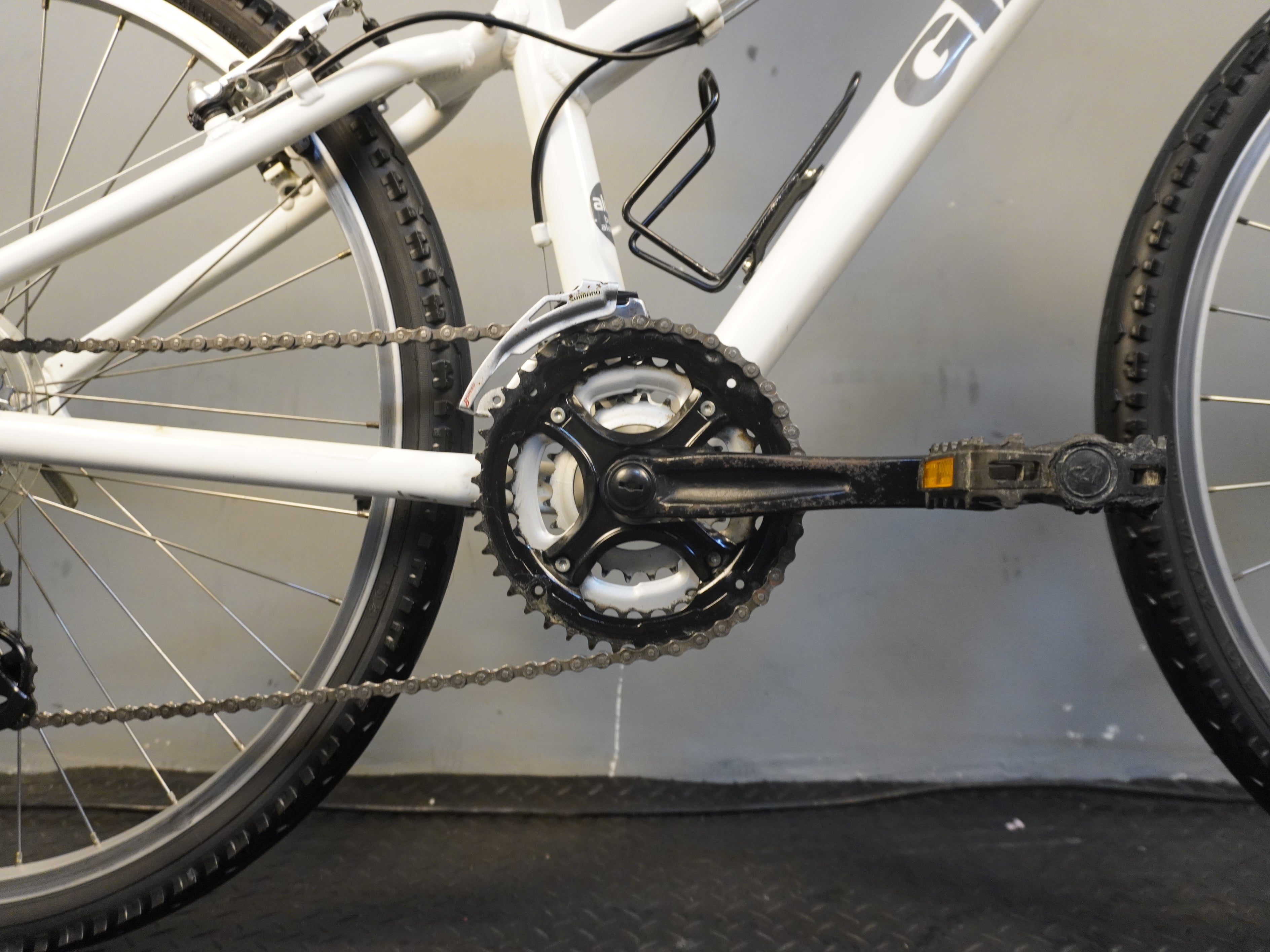 RENT Giant Snap Mountain Bike