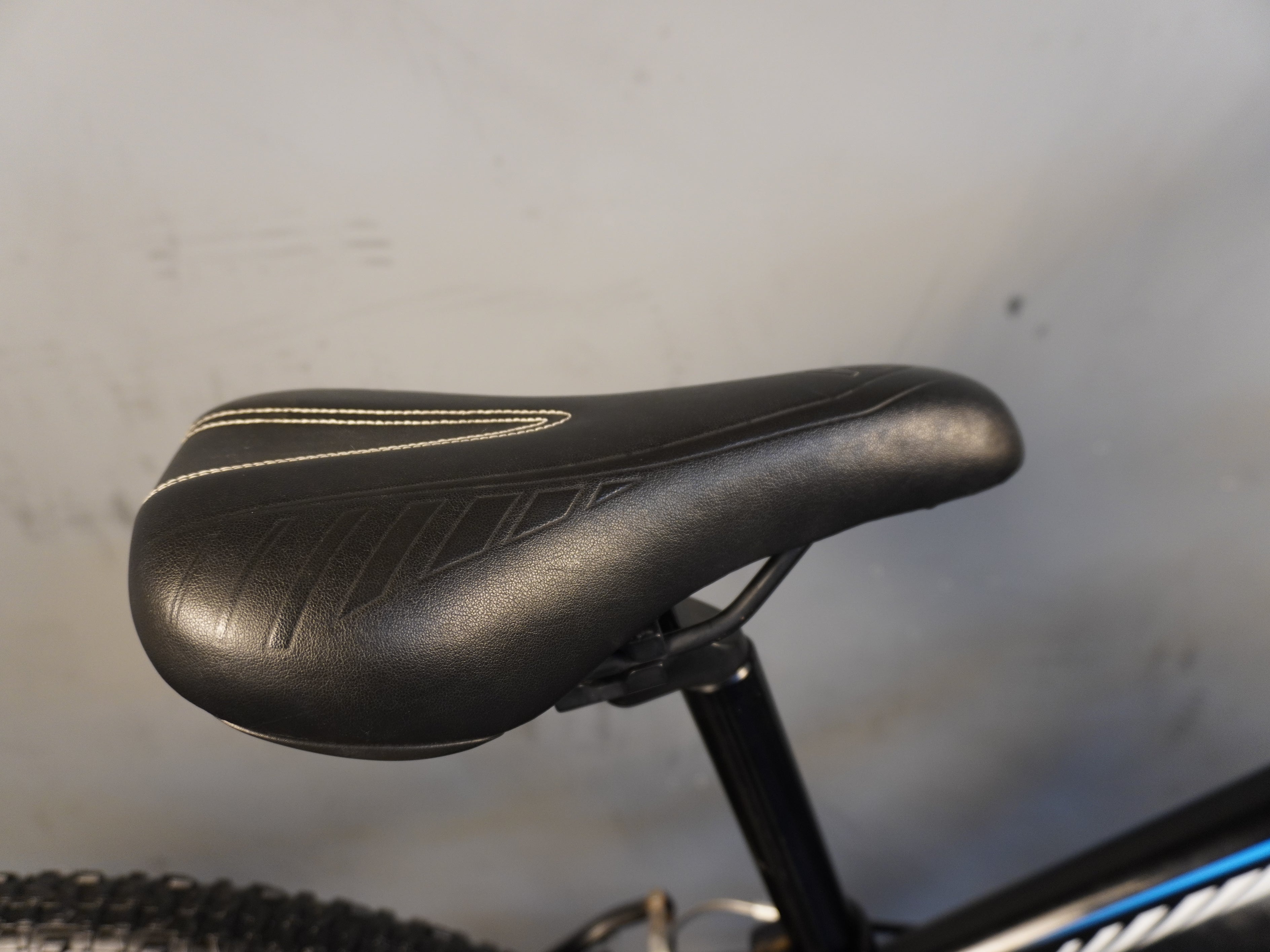 Specialized Hotrock Kids Bike