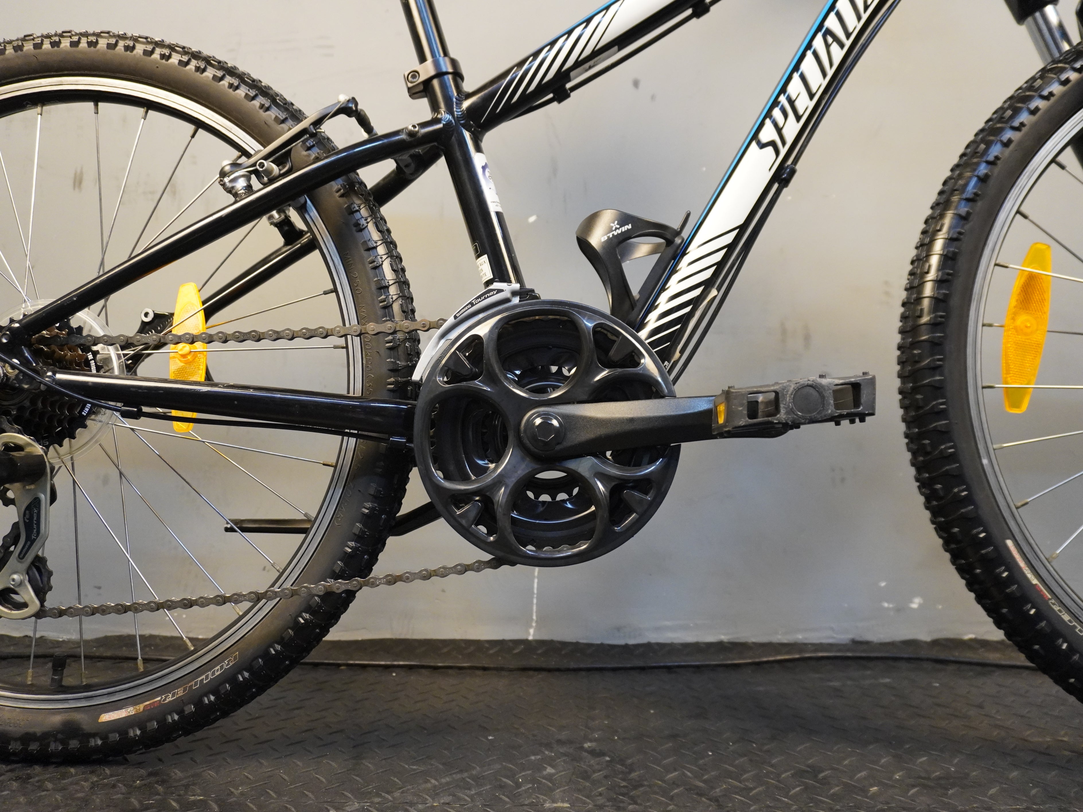 Specialized Hotrock Kids Bike
