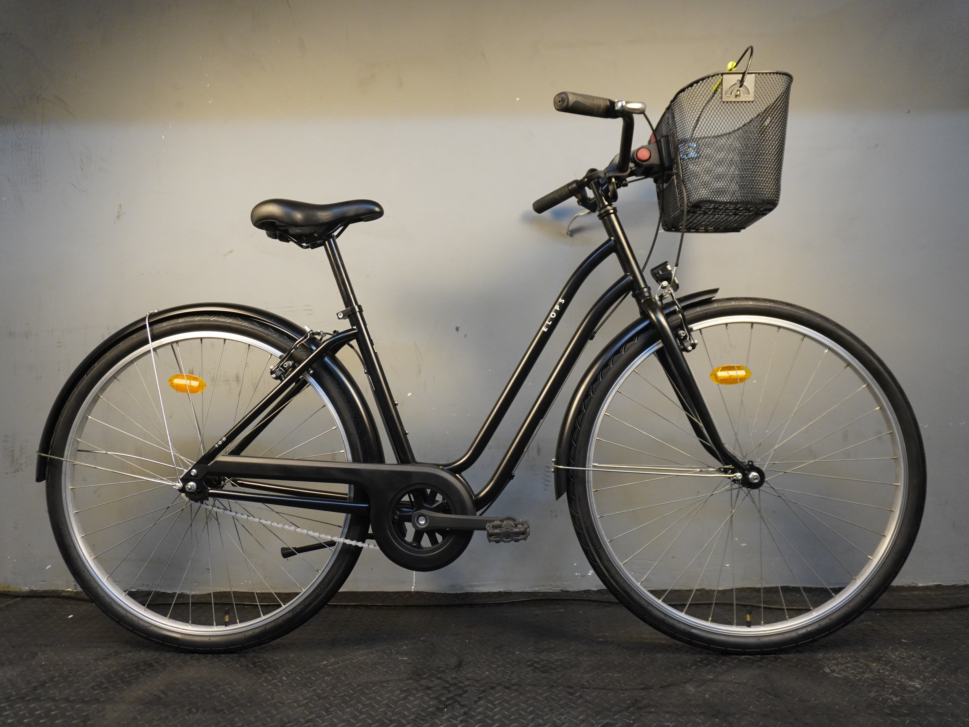 B'twin Elops 100 Cruiser Bike
