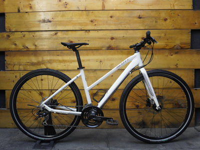 RENT Scott Sub Cross 50 Women’s Hybrid Bike