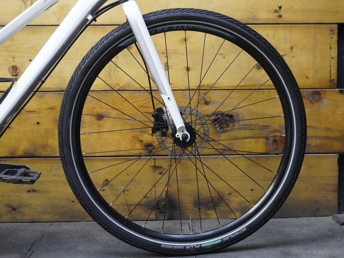 RENT Scott Sub Cross 50 Women’s Hybrid Bike