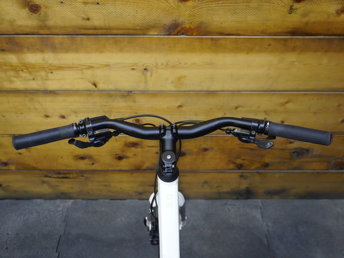 RENT Scott Sub Cross 50 Women’s Hybrid Bike
