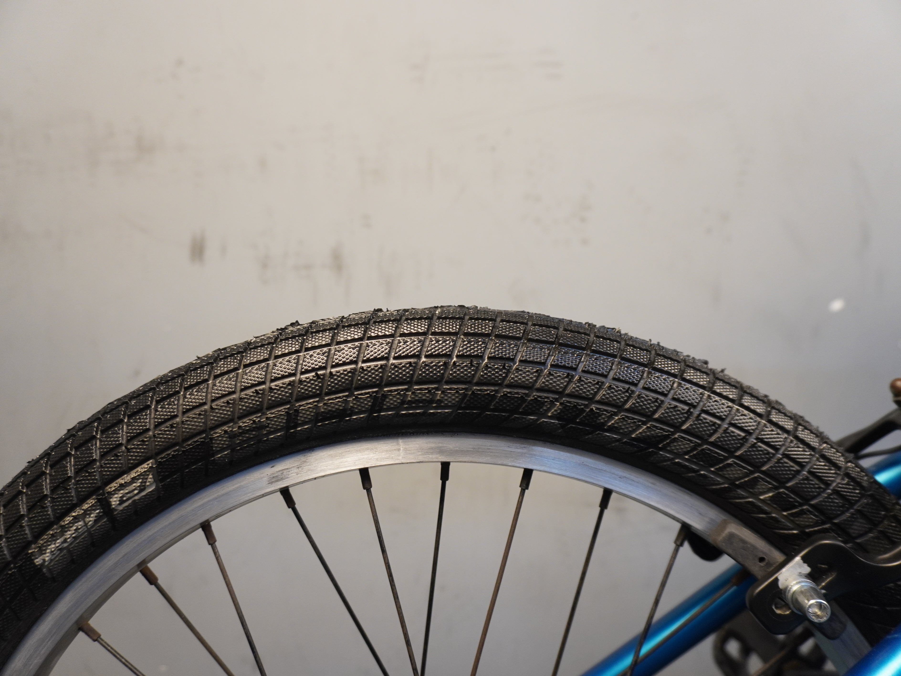 Mongoose Fling 100 BMX Bike