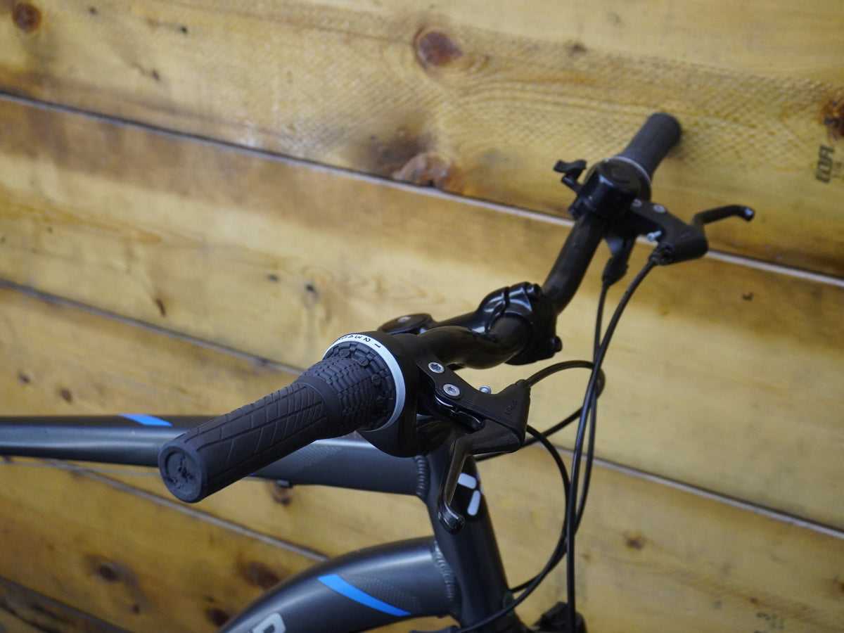 Rockrider ST 100 Sport Trail Mountain Bike