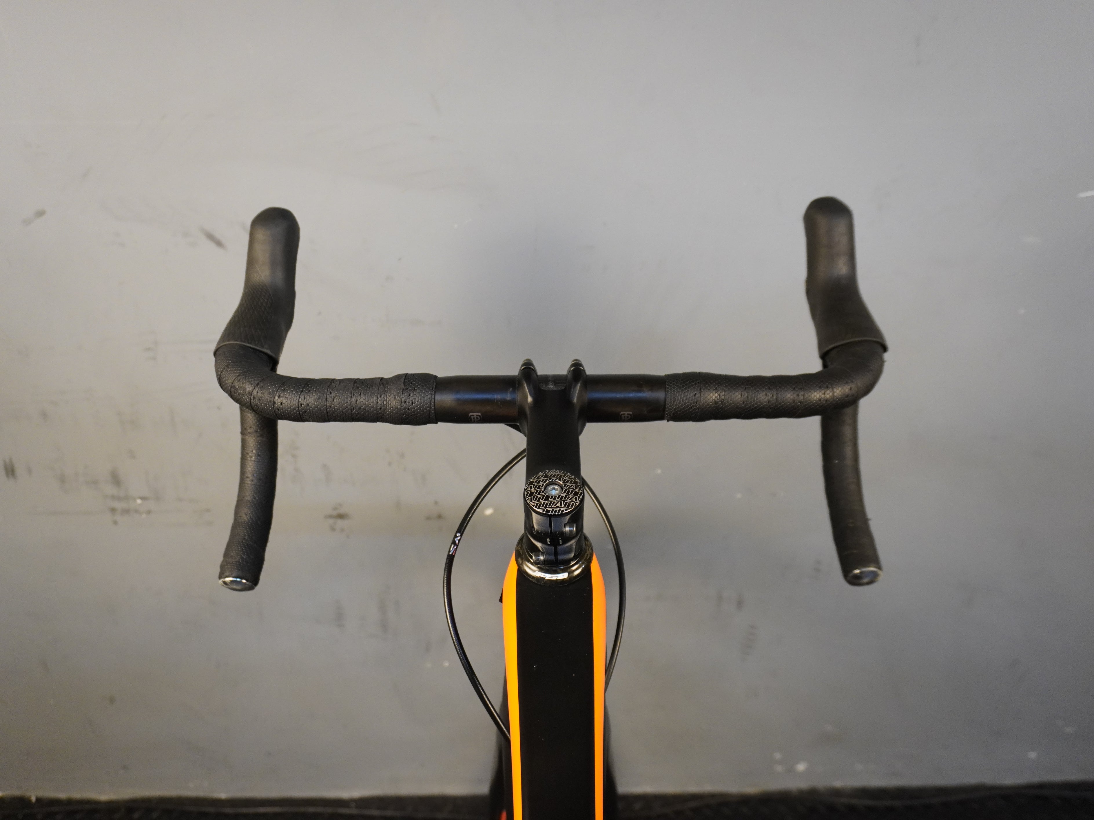 RENT Trek Émonda SLR 7 Road Bike