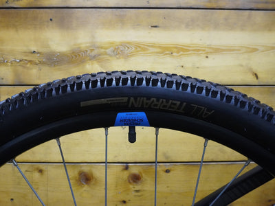 RENT Rockrider ST-520 Sport Trail Mountain Bike