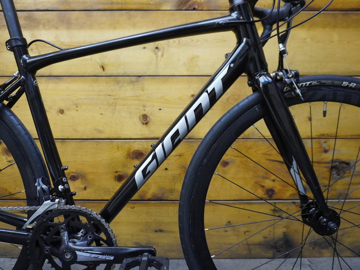 Giant Contend 3 Road Bike