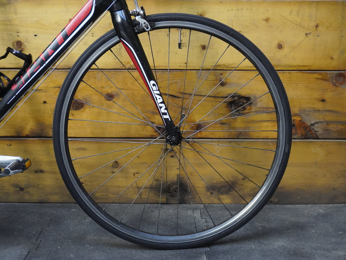 Giant Defy 2 Compact Road Bike