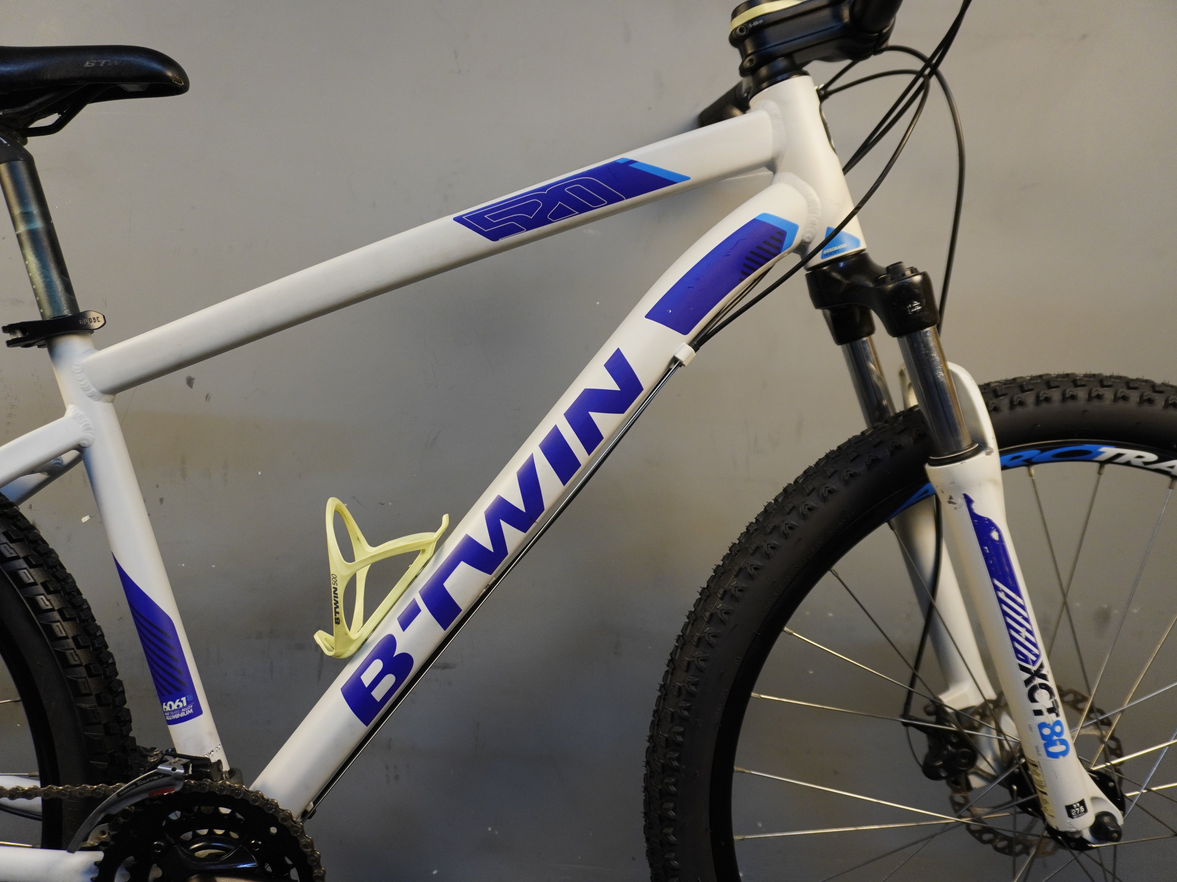 B'twin Rockrider ST-520 Mountain Bike