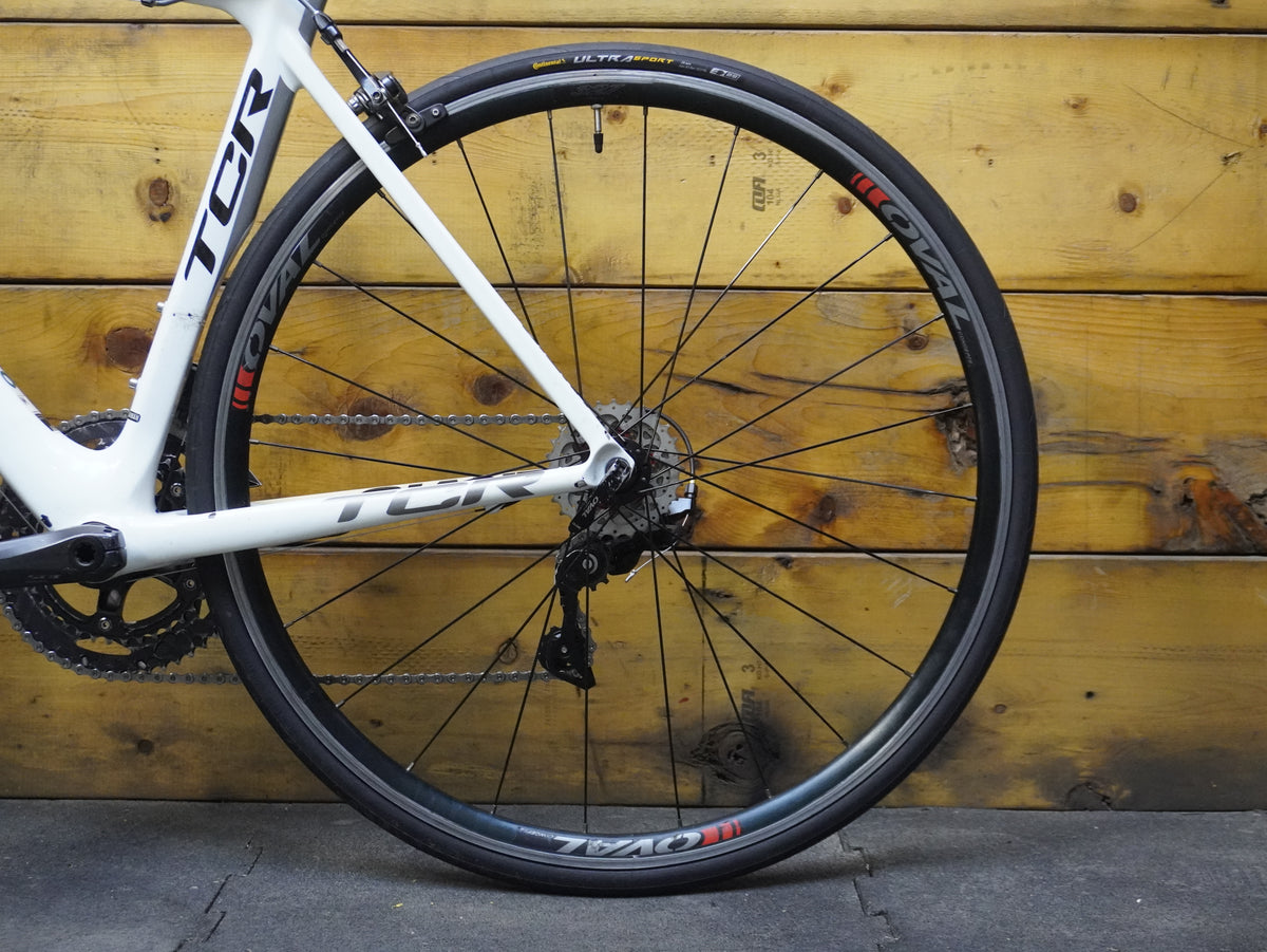 Giant TCR Advanced 2 Road Bike