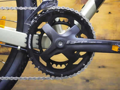 Giant Revolt 2 Gravel Bike