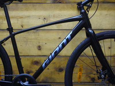 Giant Escape 4 Hybrid Bike