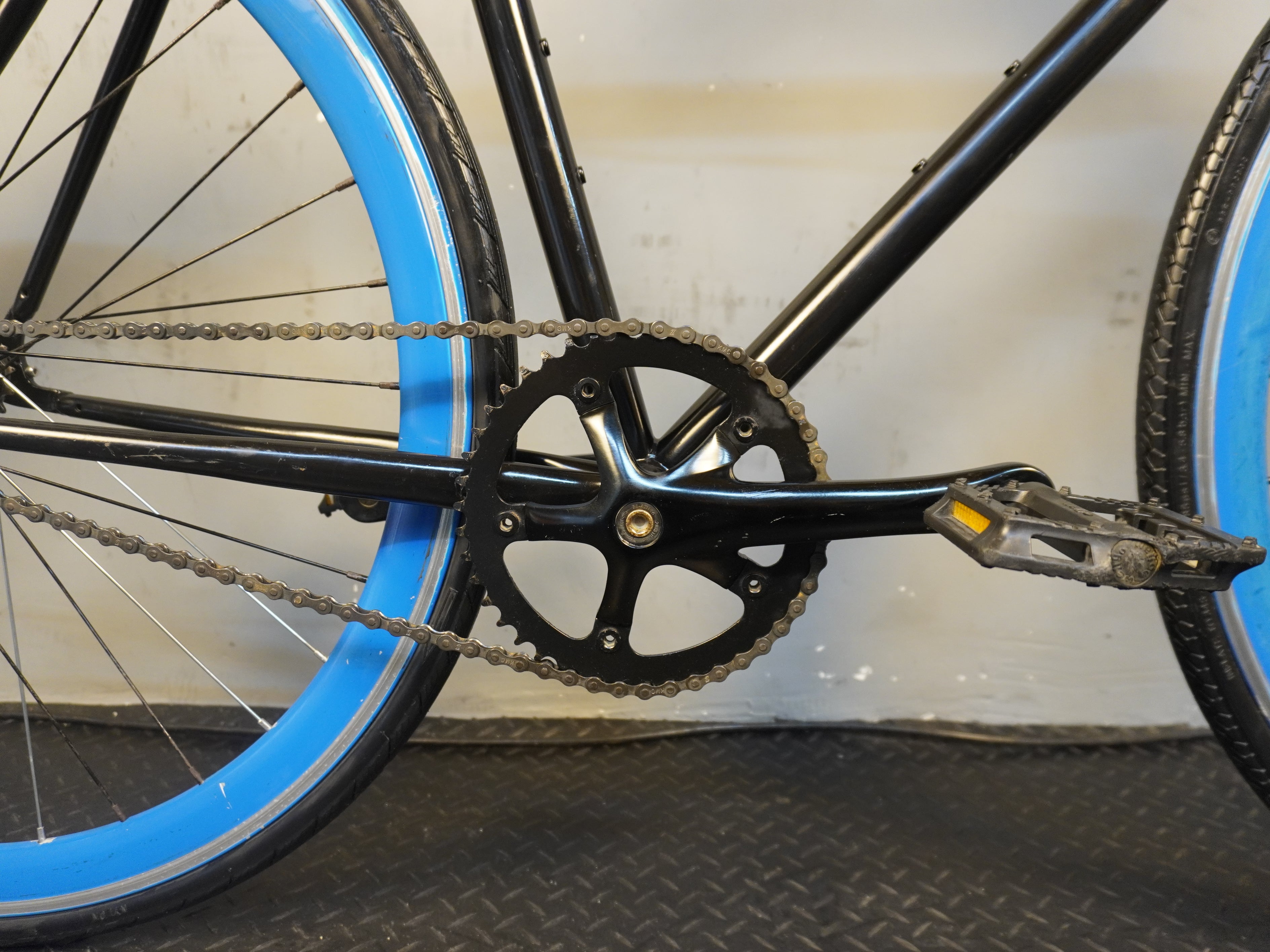 RENT Pure Fix Fixed Gear Road Bike