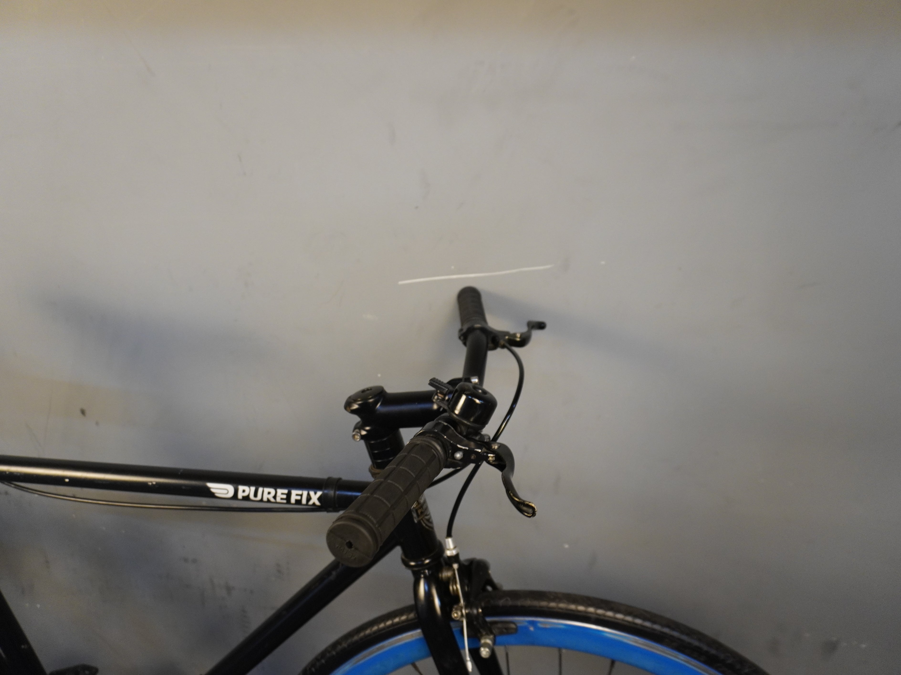 RENT Pure Fix Fixed Gear Road Bike