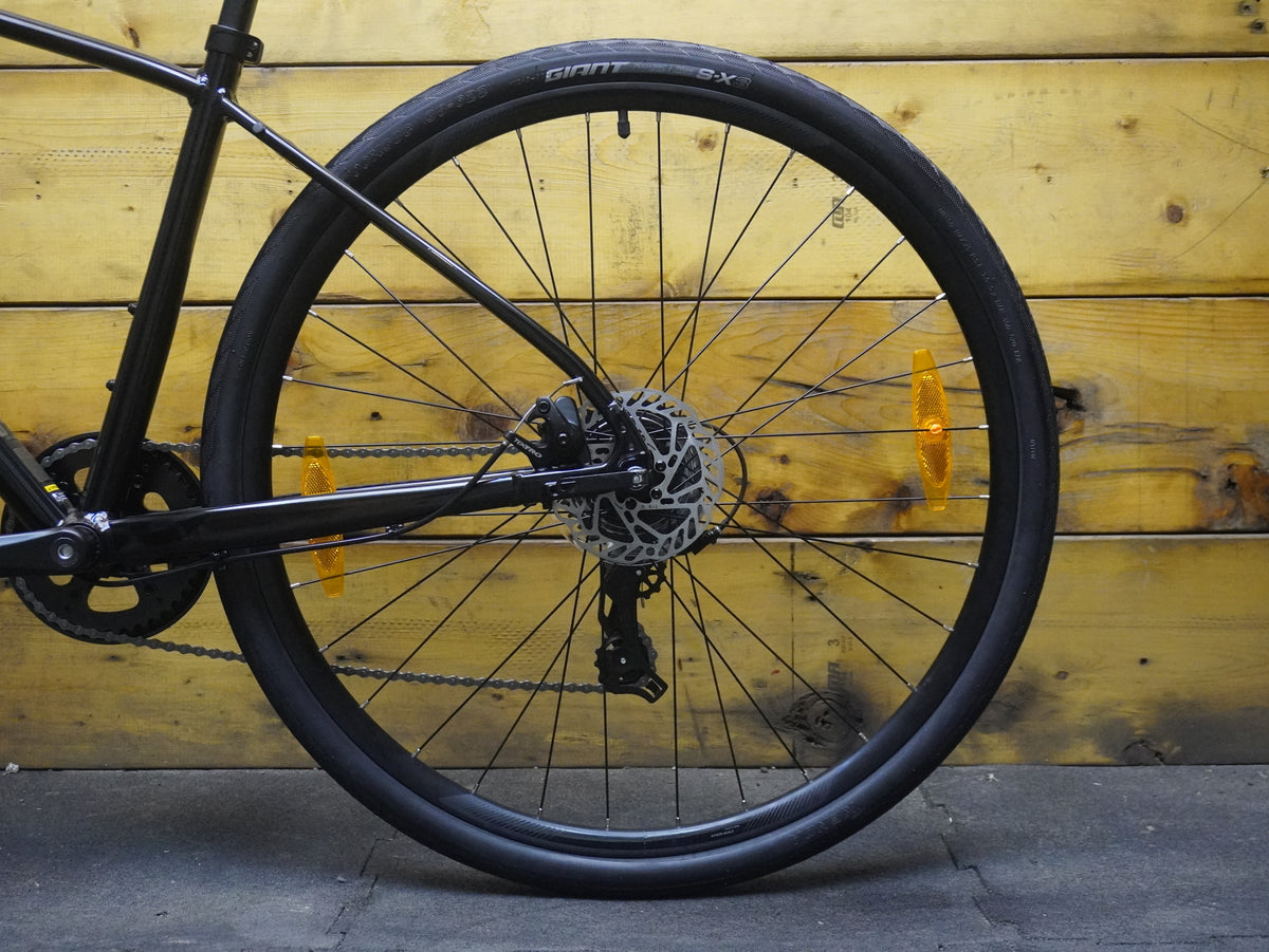 Giant Escape 4 Hybrid Bike