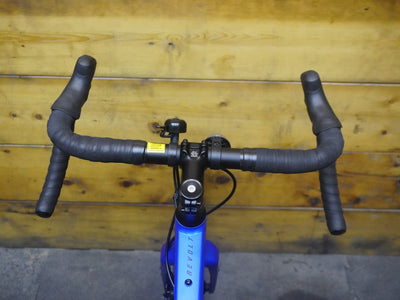 Giant Revolt 2 Gravel Bike