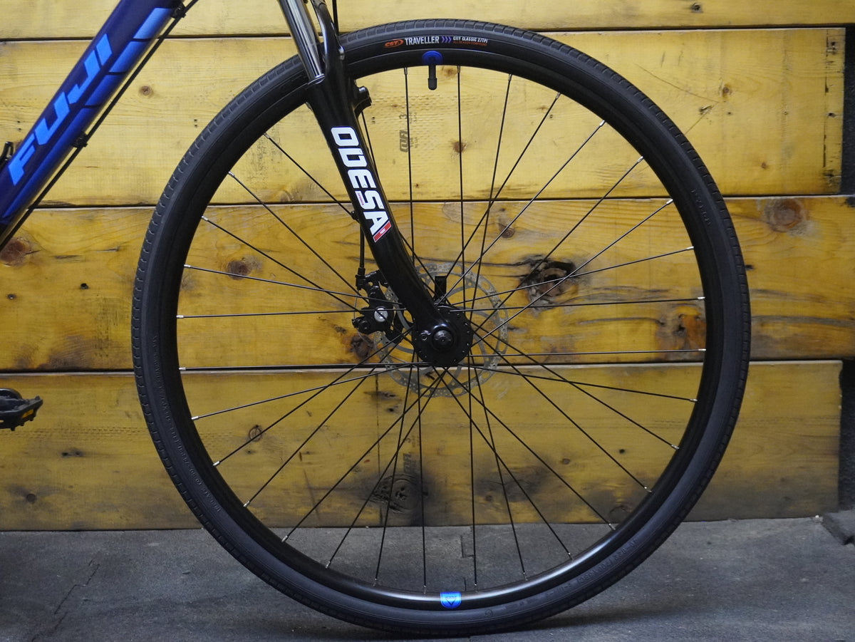 Fuji Traverse 1.5 Hybrid Bike