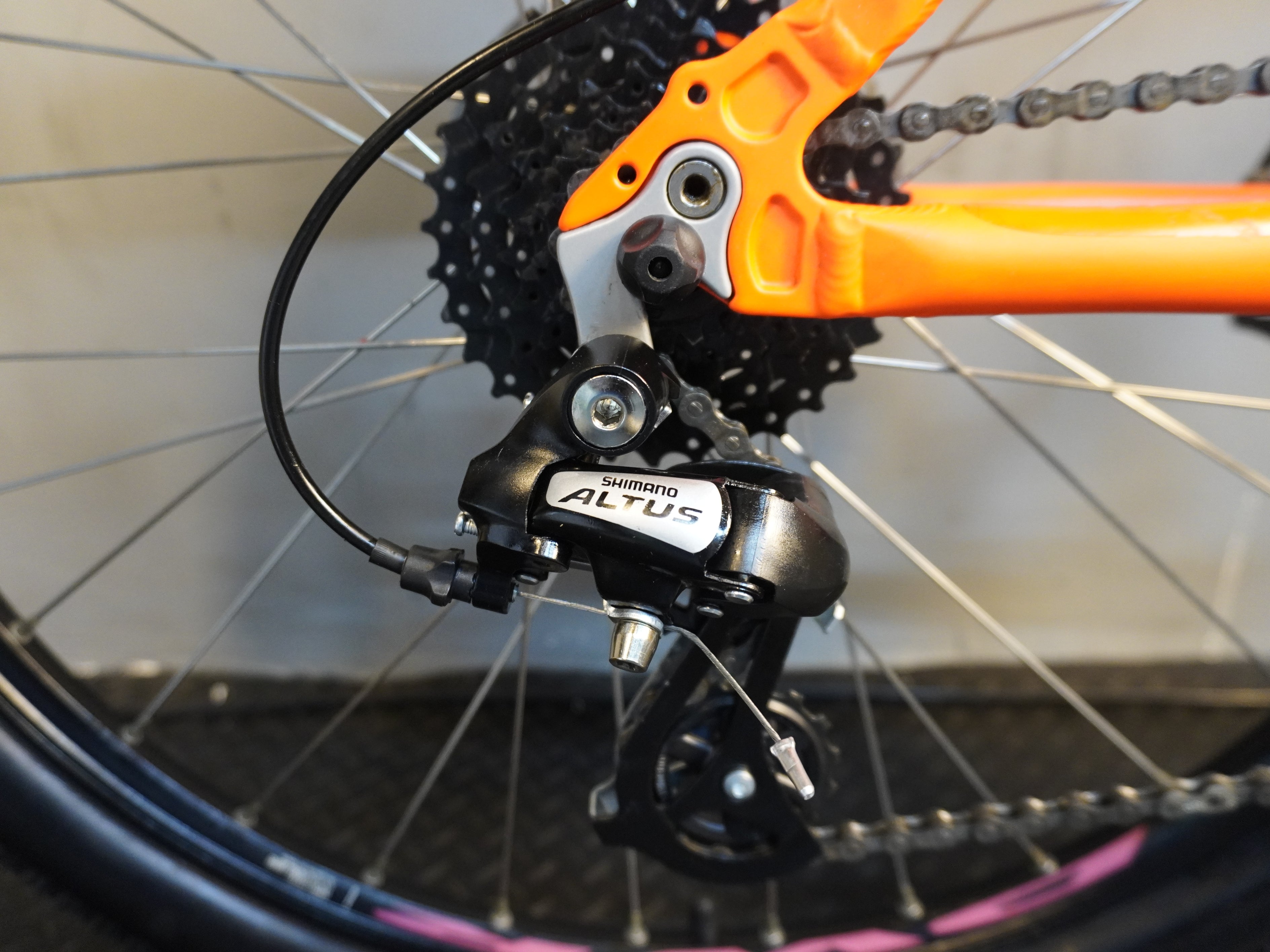 B'twin Rockrider ST-500 Mountain Bike