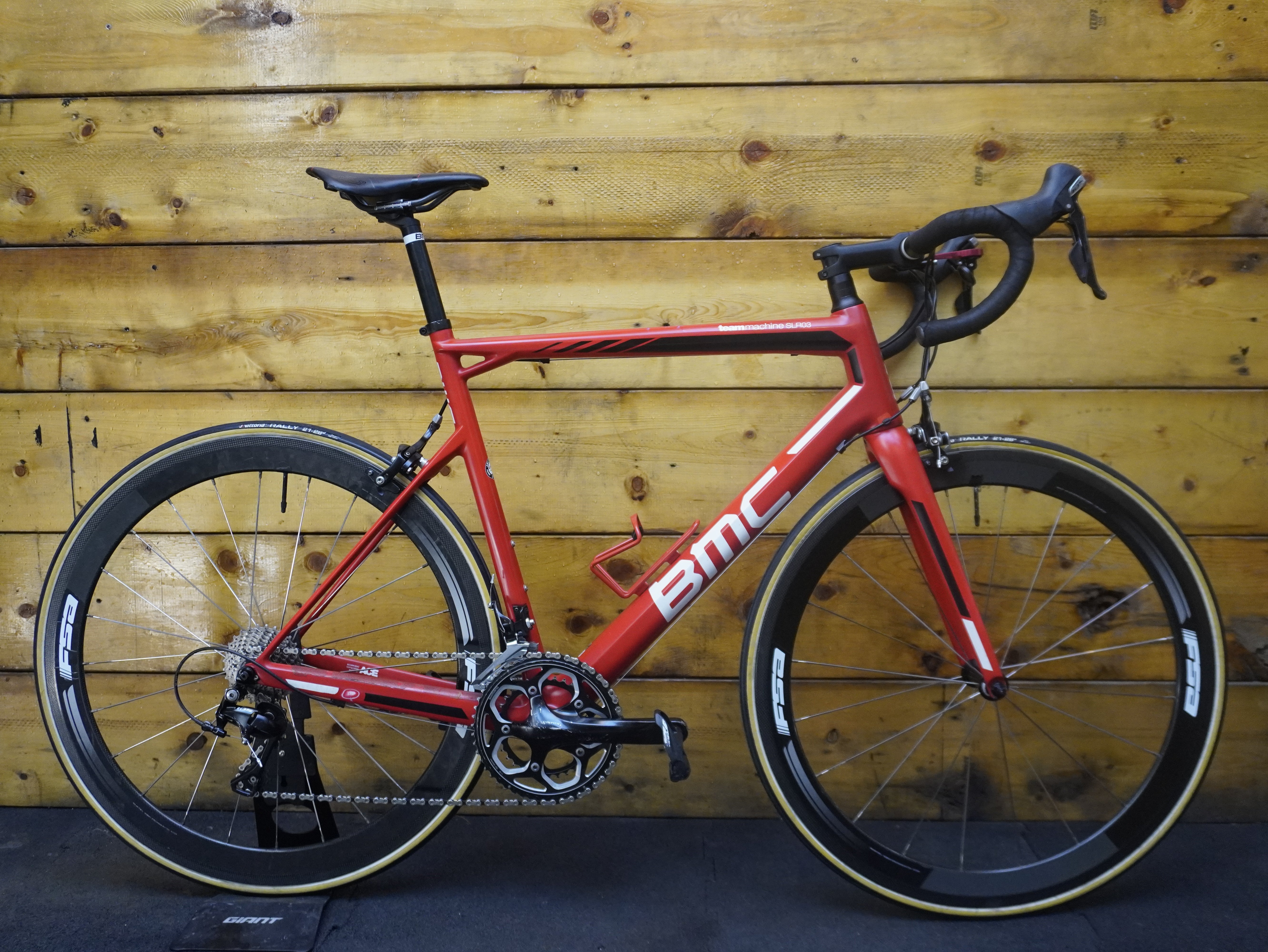 RENT BMC team machine SLR03 Road Bike
