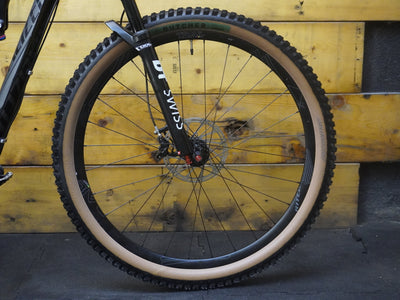 RENT Specialized Stumpjumper FSR Mountain Bike
