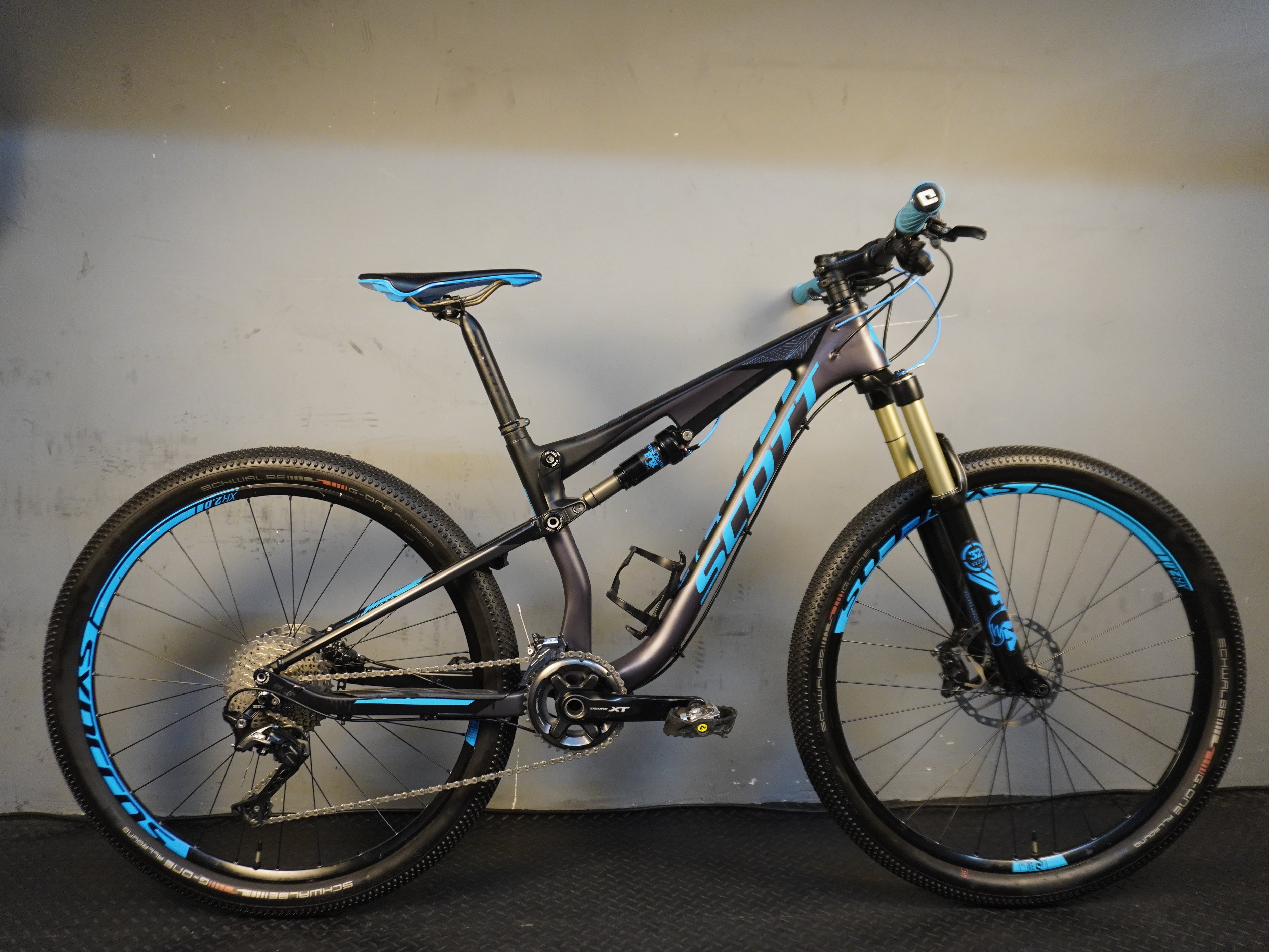 Scott Spark 700 RC Mountain Bike