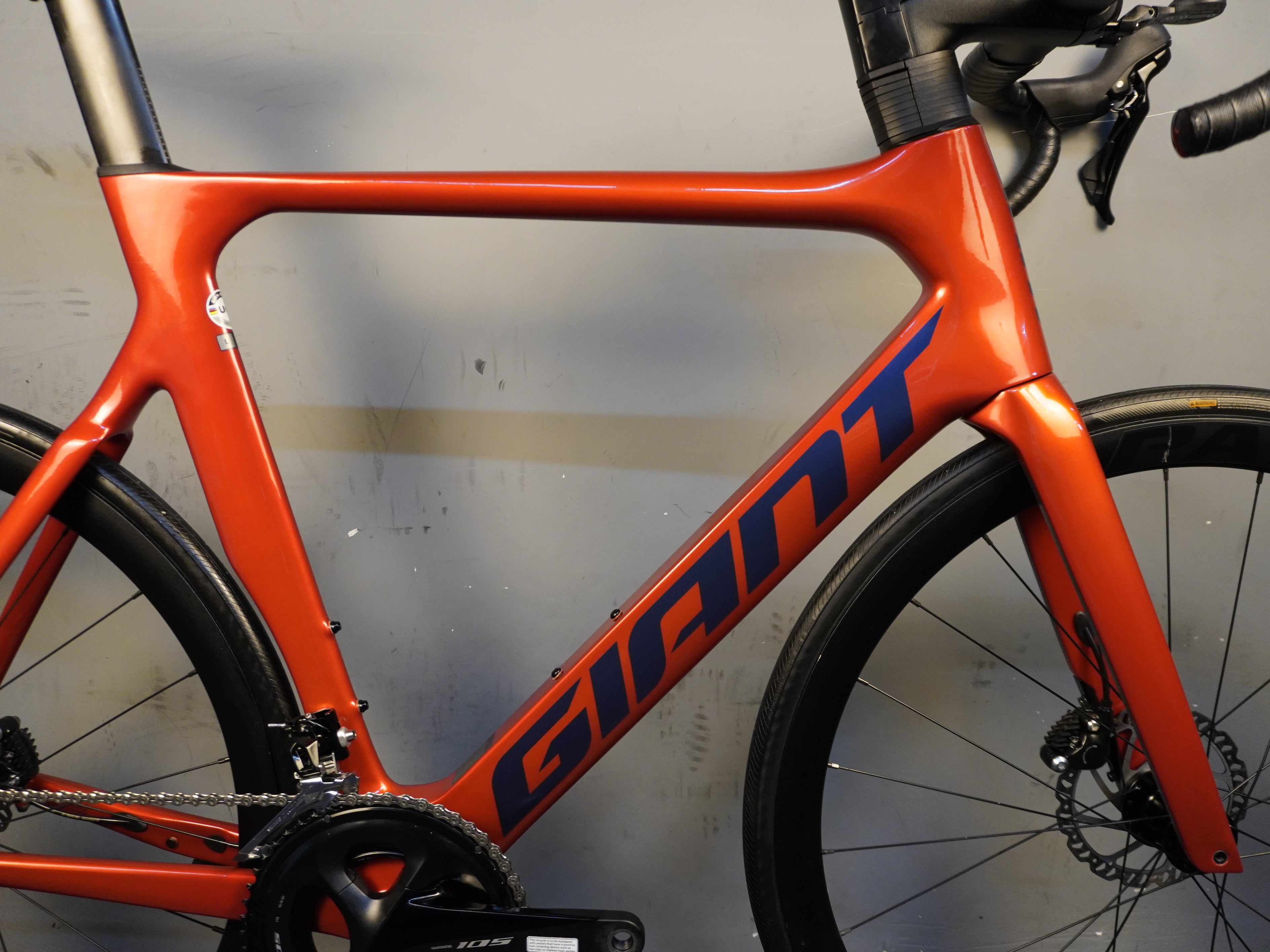 Giant Propel Advanced 2 Road Bike