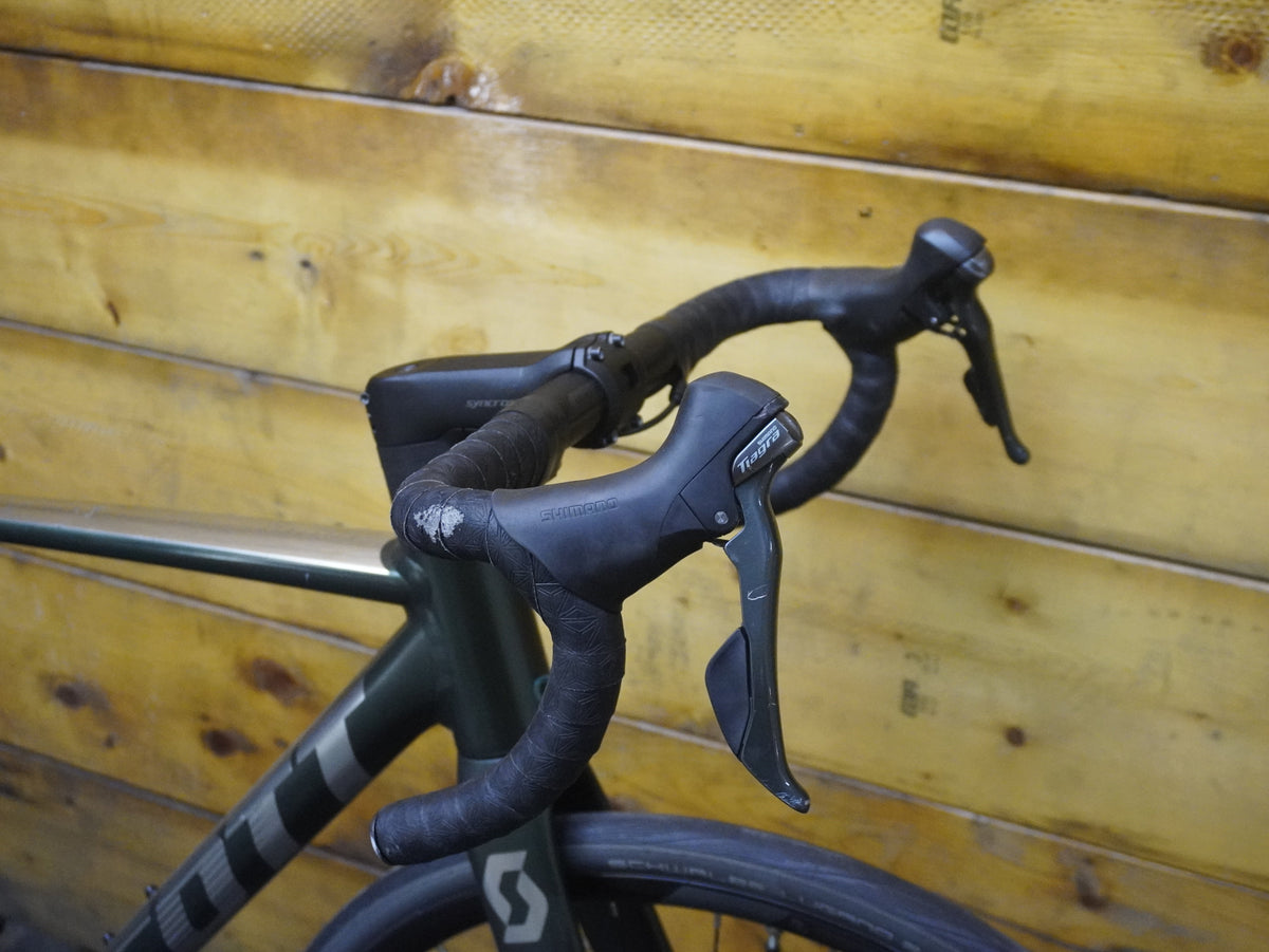 RENT Scott Speedster 20 Road Bike