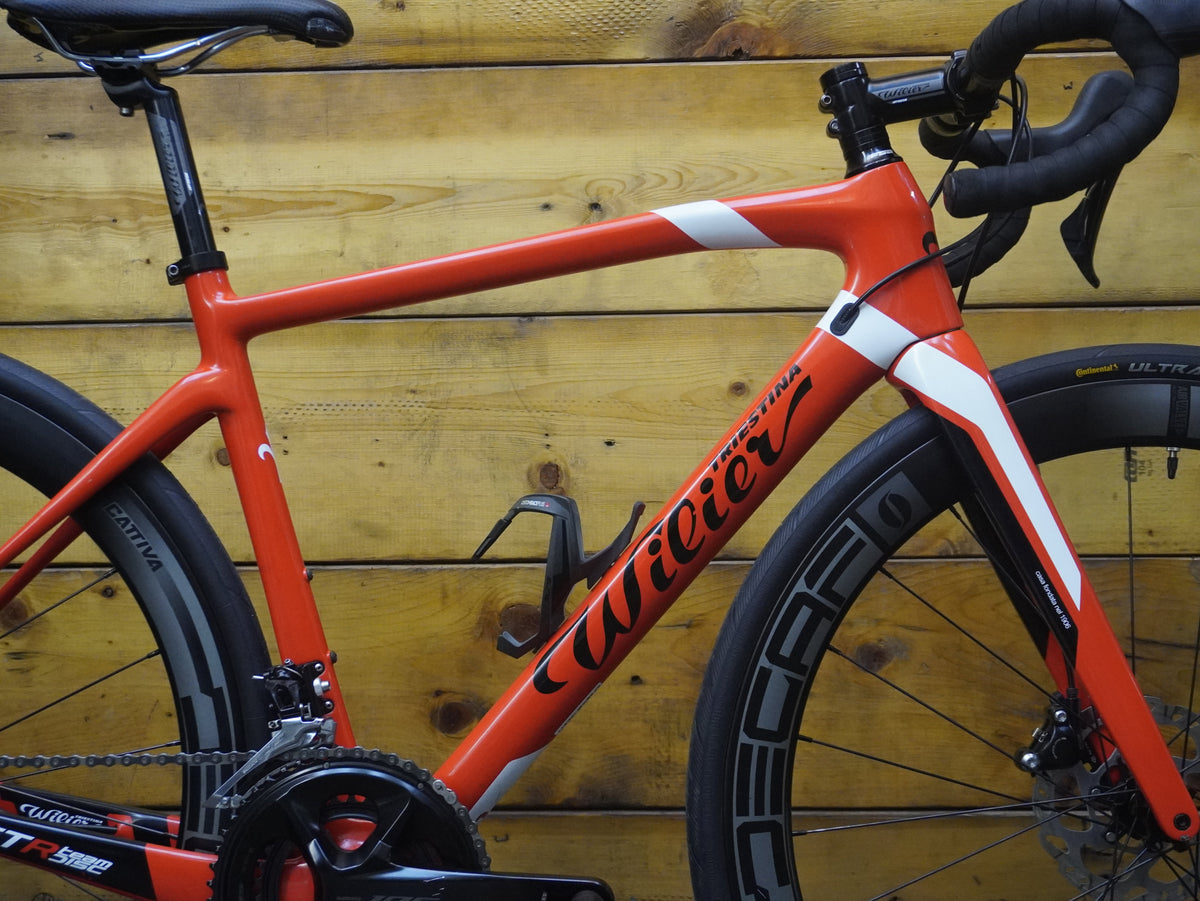 RENT Wilier Triestina GTR Team Disc Road Bike