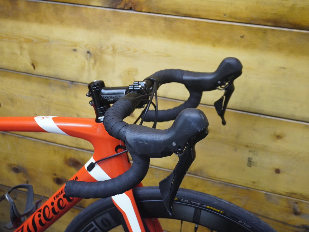 RENT Wilier Triestina GTR Team Disc Road Bike