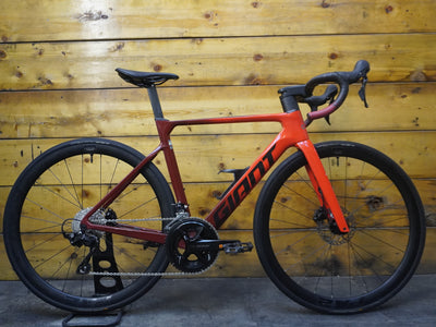 RENT Giant Propel Advanced 2 Road Bike