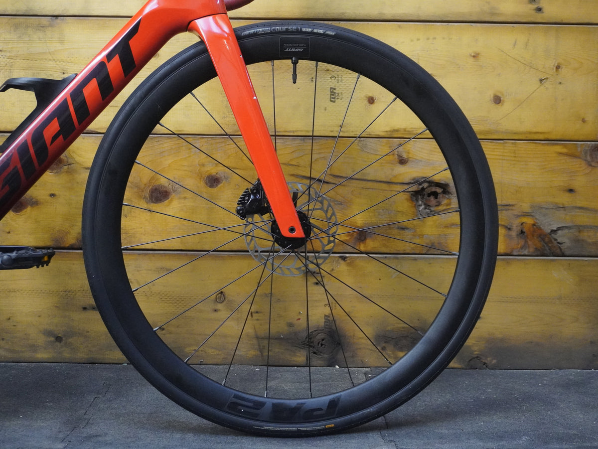 RENT Giant Propel Advanced 2 Road Bike