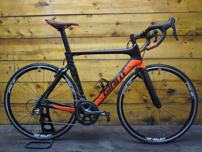 RENT Giant Propel Advanced 1 Road Bike